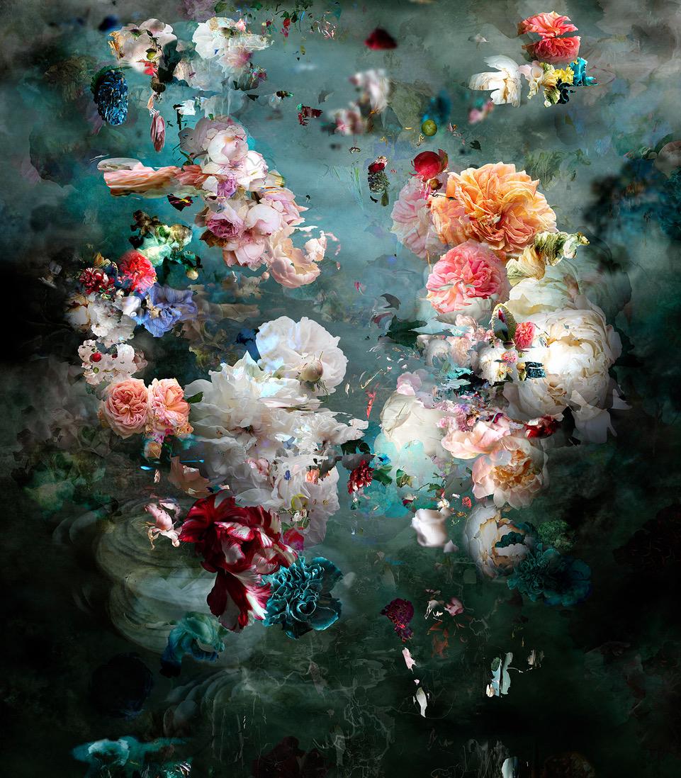 Color Photograph di Isabelle Menin - Cherubini # 2 verticale colorata astratta dominante blu paesaggio floreale foto