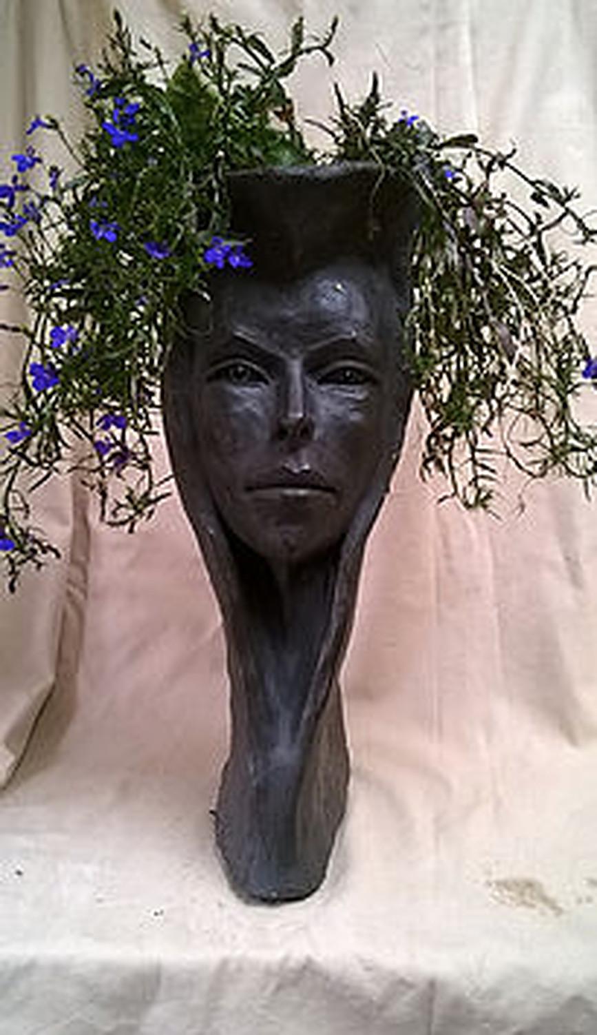 isabelle SAILLARD Figurative Sculpture -  Plant' Scukpt'4, 2020