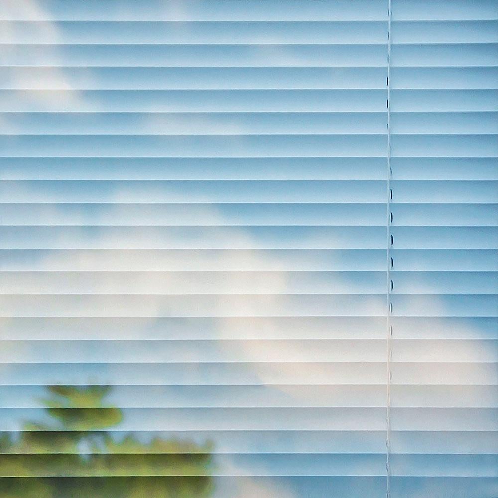 Juni, Gemischte Medien, Contemporary Photographic Resin Art, Wolken und blauer Himmel, 2/5 im Angebot 1