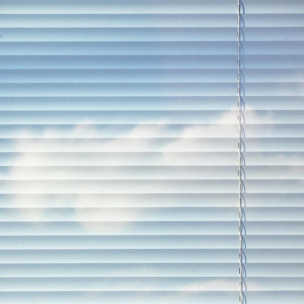 Throughline #4, Arte fotográfico contemporáneo en resina, Cielo azul y nubes, Ed 2/5 en venta 4