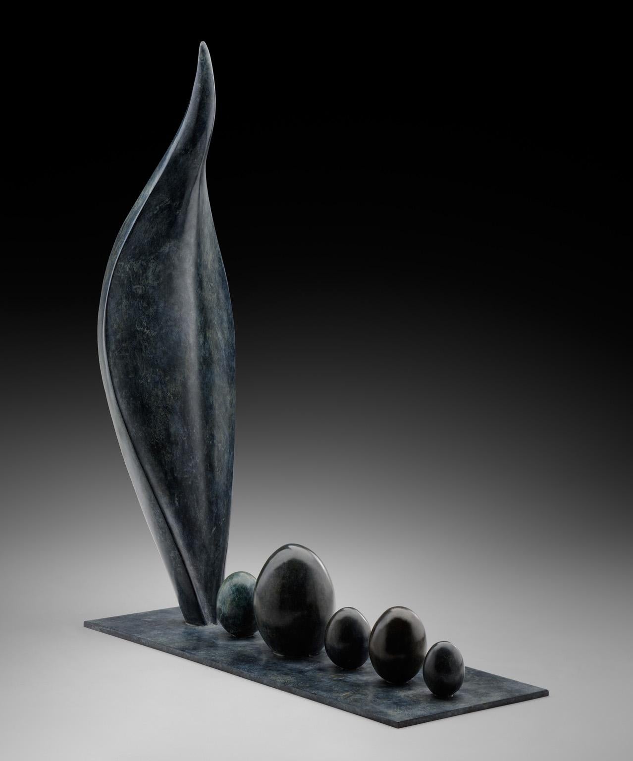 Alma Mater - bronze abstract sculpture, minimalist sculpture, figurative bronze - Sculpture by Isabelle Thiltgès