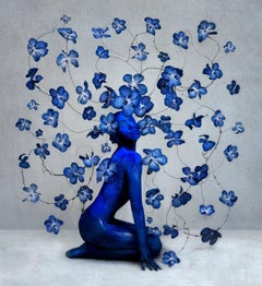 Isabelle Van Zeijl - Azul profundo, Fotografía 2023, Impresión posterior