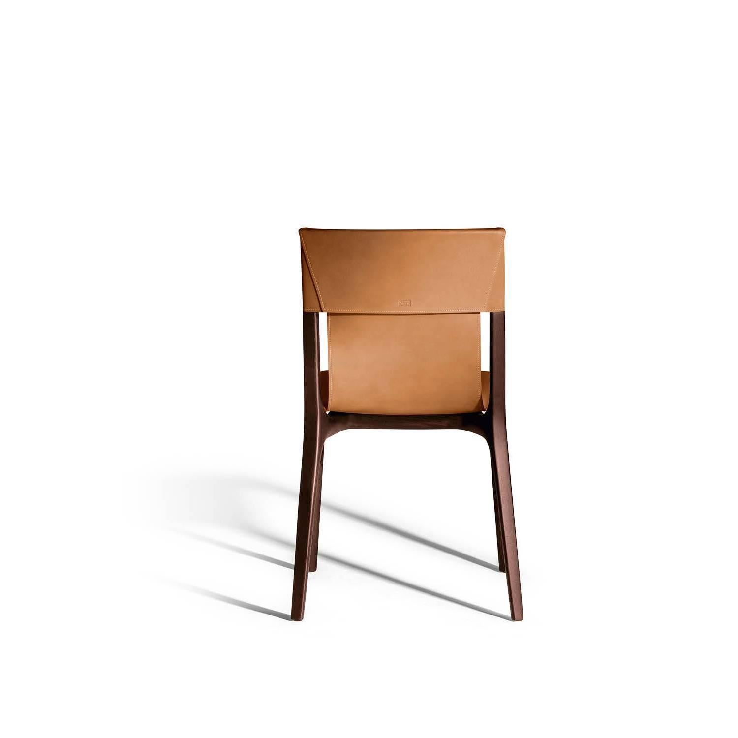 Italian Isadora Chair Cammello Saddle Extra leather Light Brown moka finishes legs For Sale