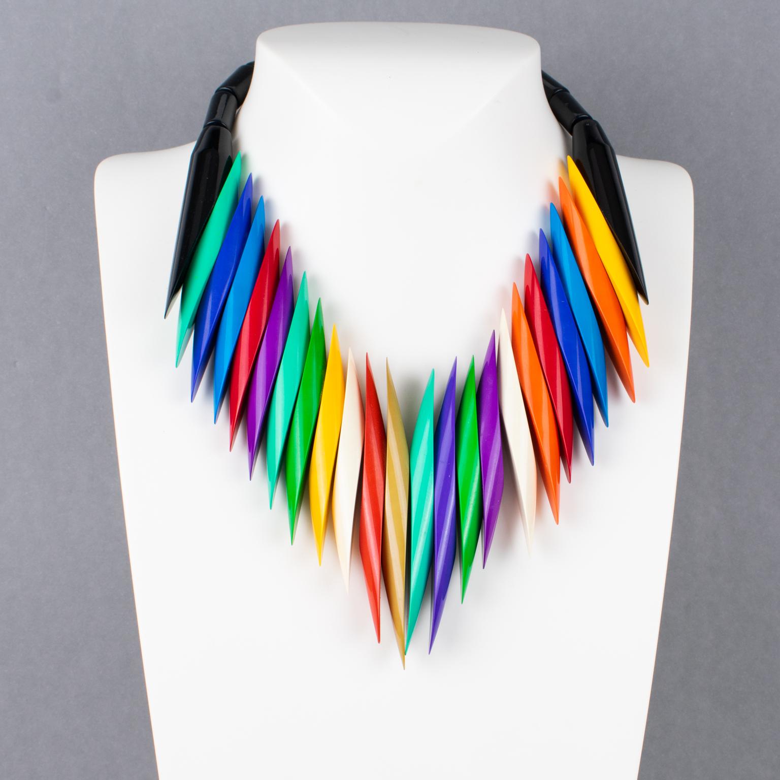 Isadora Paris Collier ras du cou coloré style néo-Art déco Excellent état - En vente à Atlanta, GA
