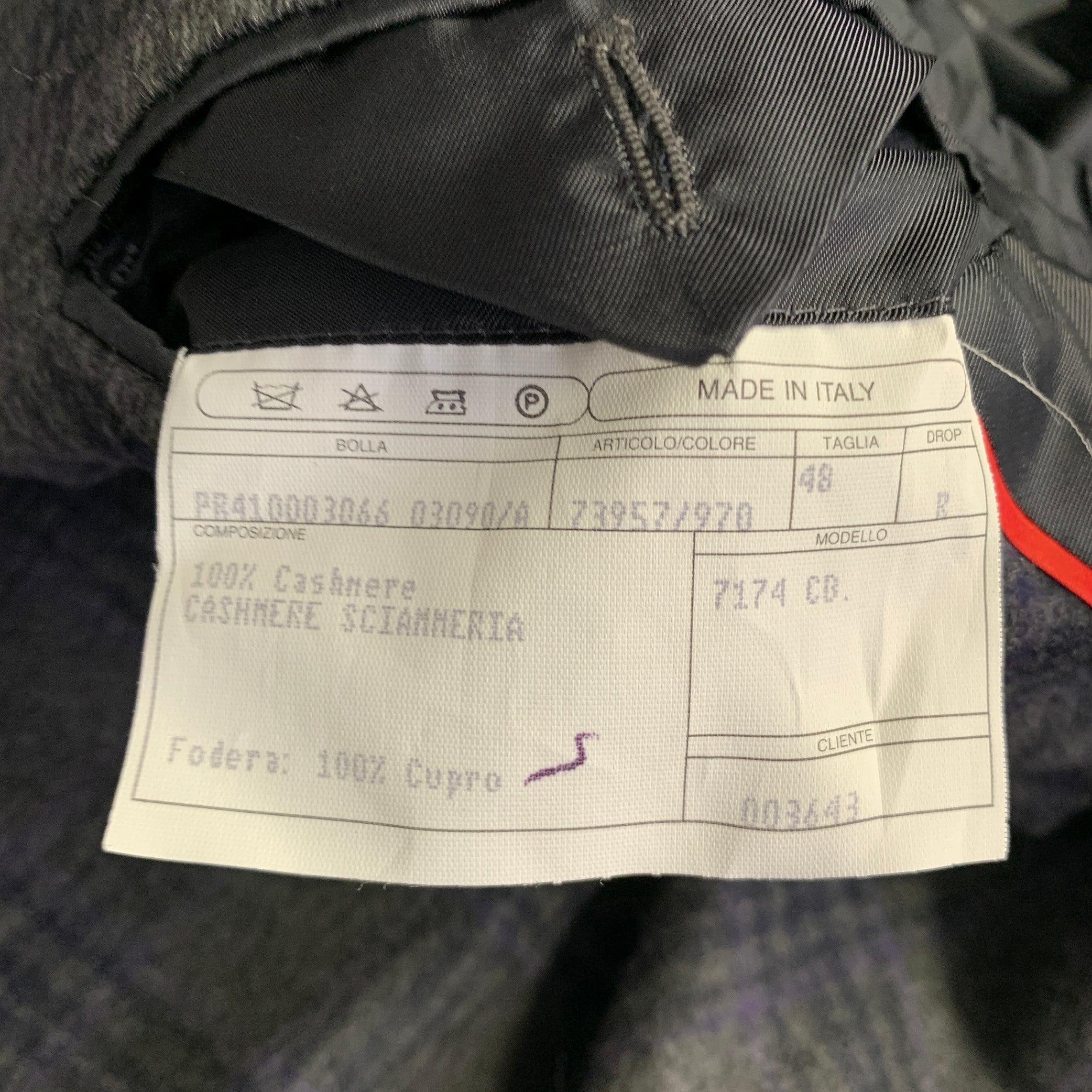 ISAIA Größe 38 Grau Lila Kariert Kaschmir Einreihig Versteckt Knöpfe Mantel im Angebot 3