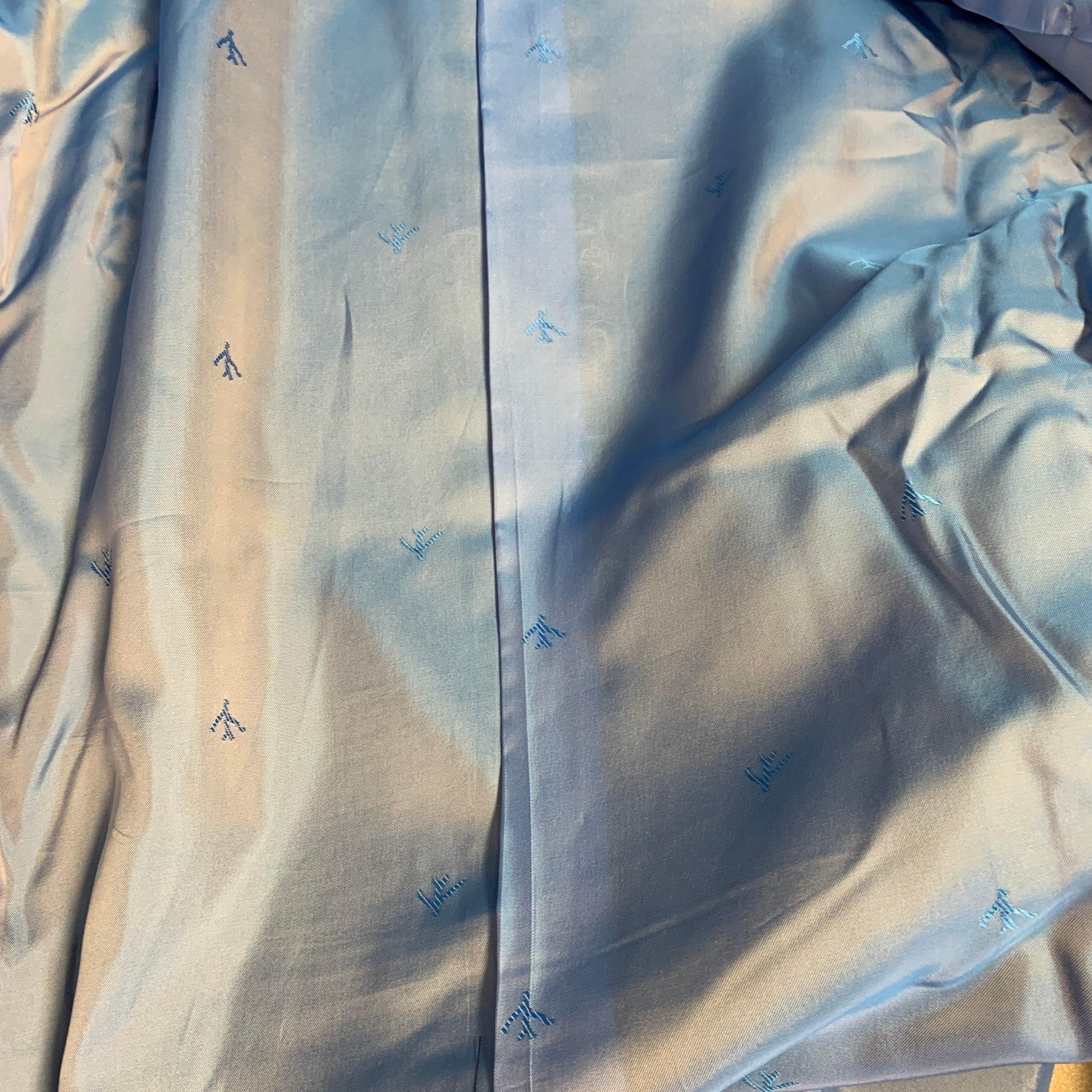 ISAIA Größe 46 Langer Marineblau gestreifter Anzug aus Wolle und Seide mit Kerbrevers im Angebot 3
