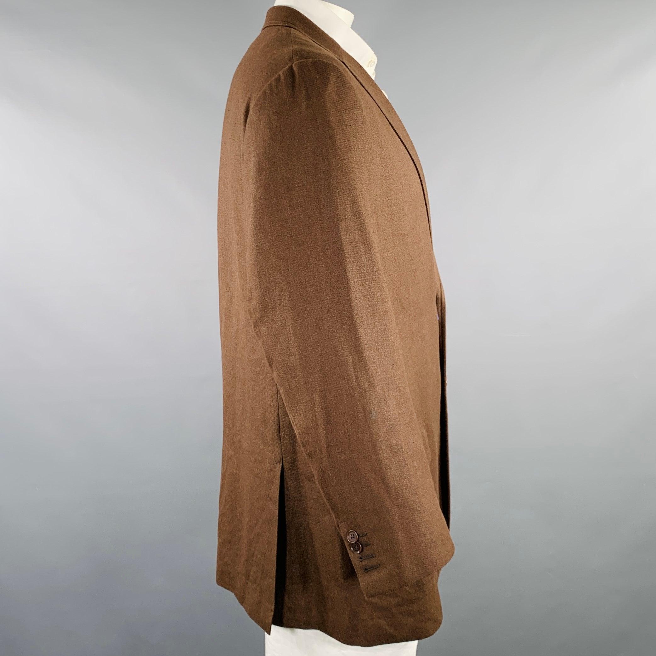 ISAIA sport coat
in a brown linen blend twill featuring a notch lapel, double vented back, and double button closure. Made in Italy.Excellent Pre-Owned Condition. 

Marked:   IT 58 

Measurements: 
 
Shoulder: 19 inches Chest: 48 inches Sleeve: 25
