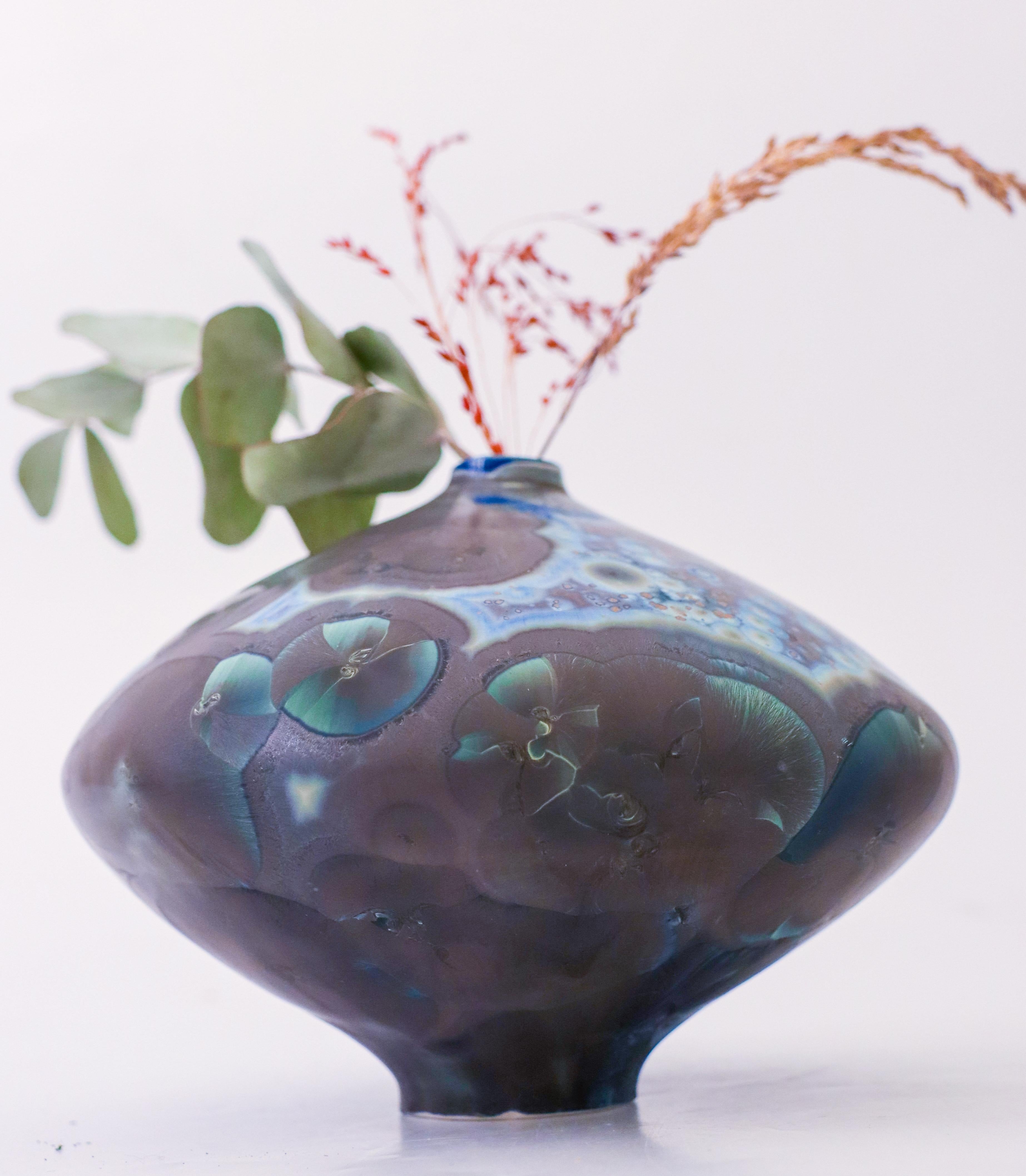 Scandinavian Modern Isak Isaksson Black & Blue Ceramic Vase Crystalline Glaze Contemporary Artist For Sale