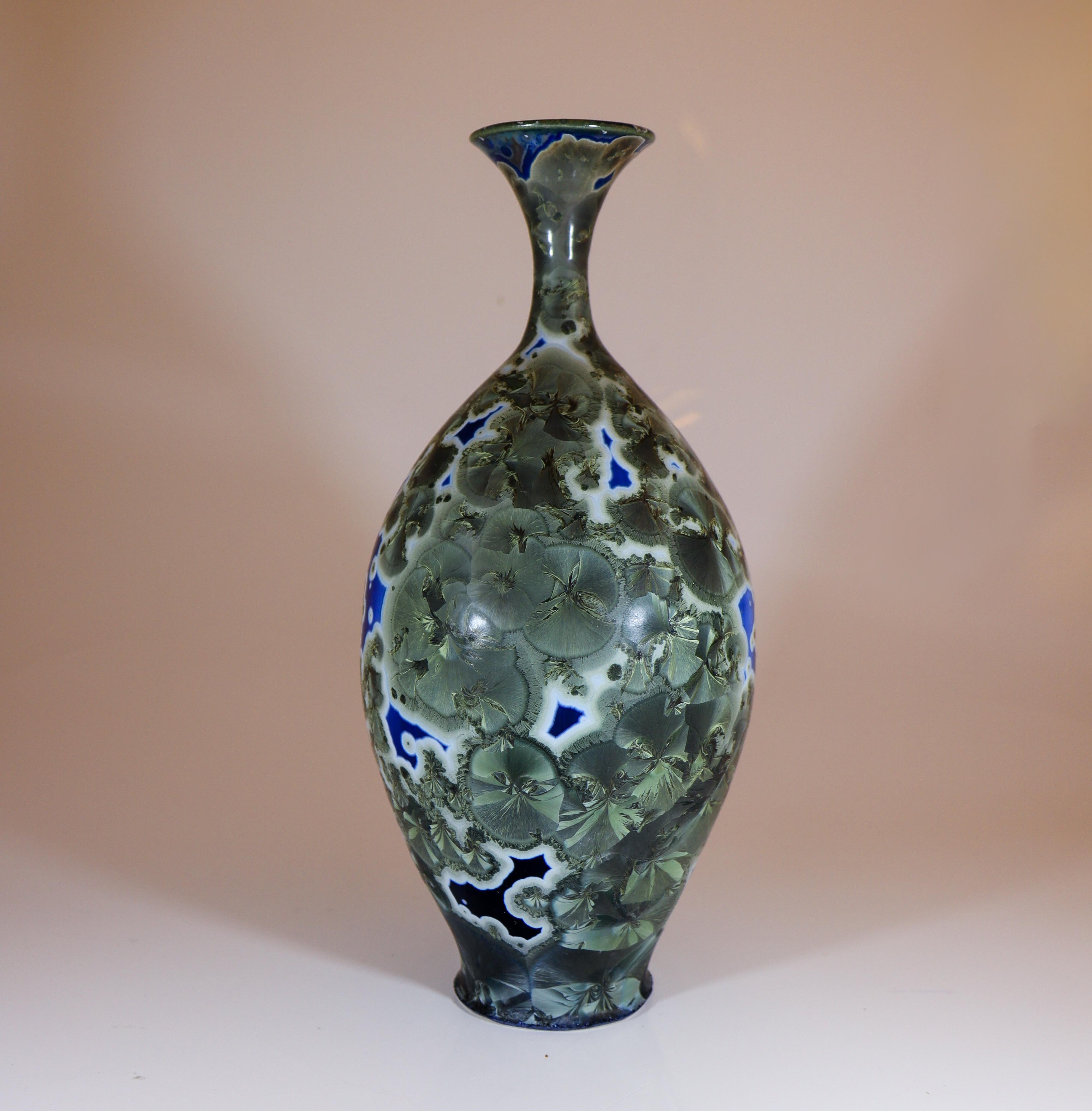 Isak Isaksson Blaue & Graue Keramikvase Kristalline Glasur Zeitgenössischer Künstler (Schwedisch)