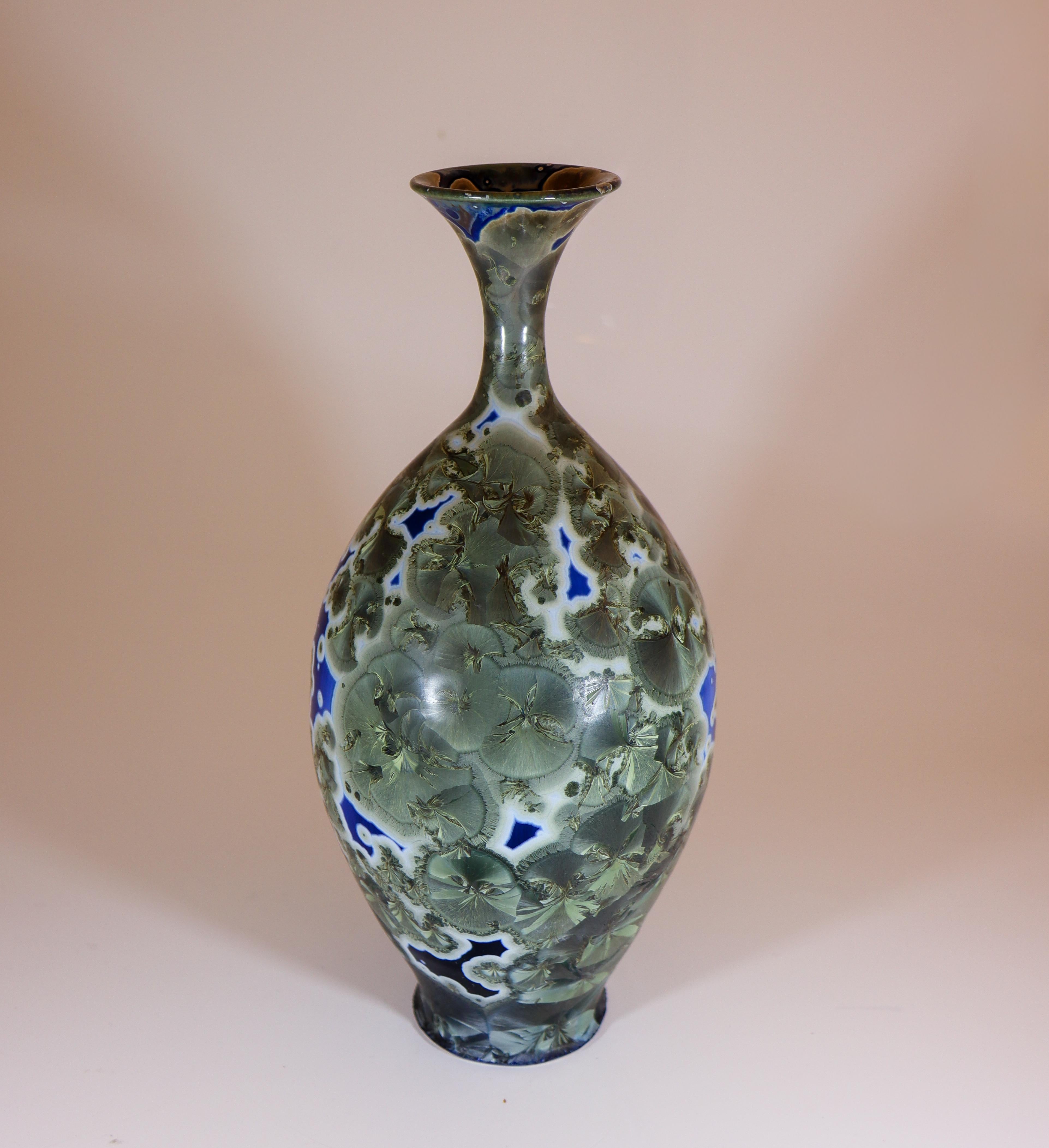 Isak Isaksson Blaue & Graue Keramikvase Kristalline Glasur Zeitgenössischer Künstler im Zustand „Hervorragend“ in Stockholm, SE