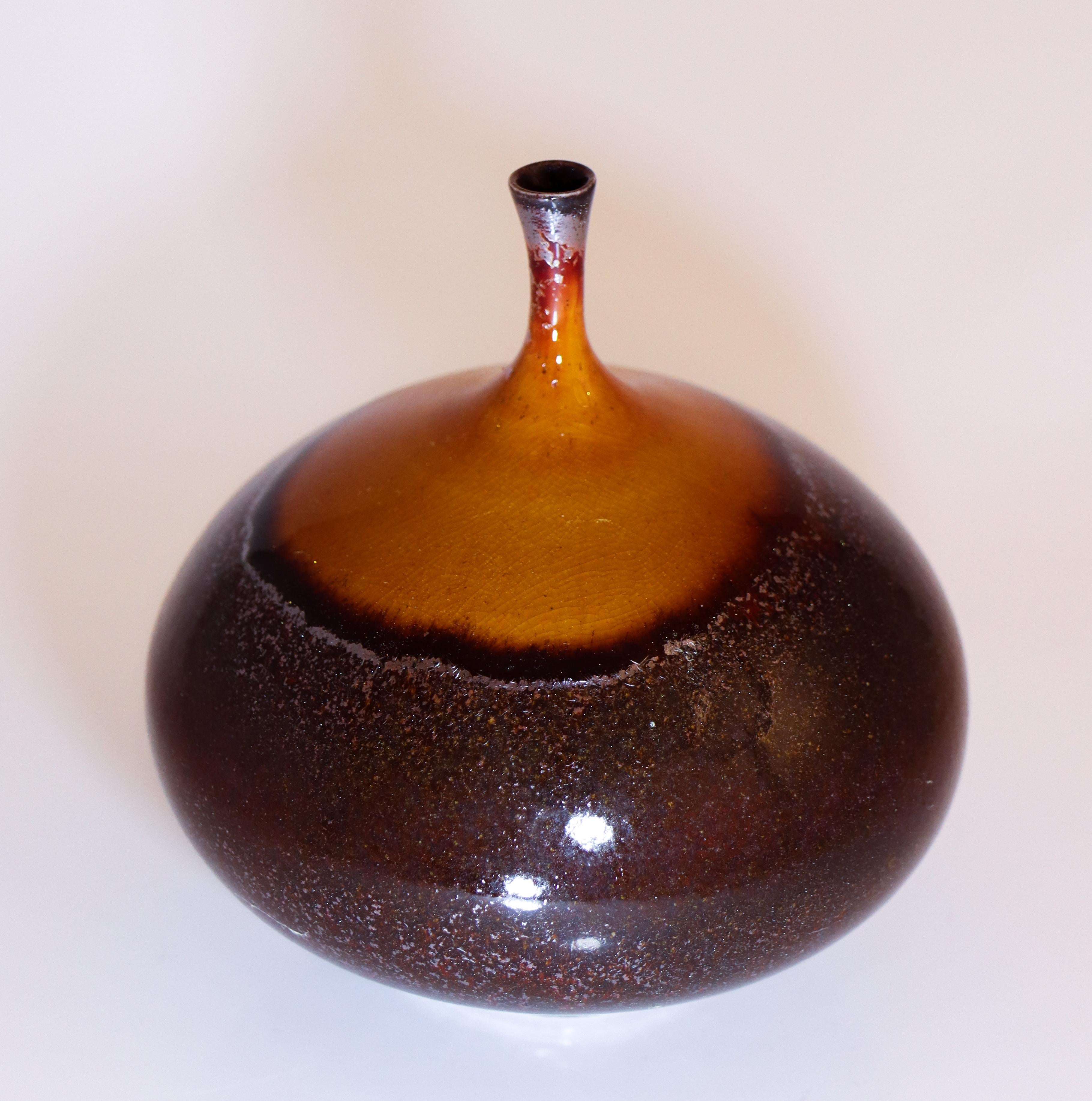 Isak Isaksson Brown / Black Ceramic Vase - Crystalline Glaze Contemporary Artist In Excellent Condition For Sale In Stockholm, SE