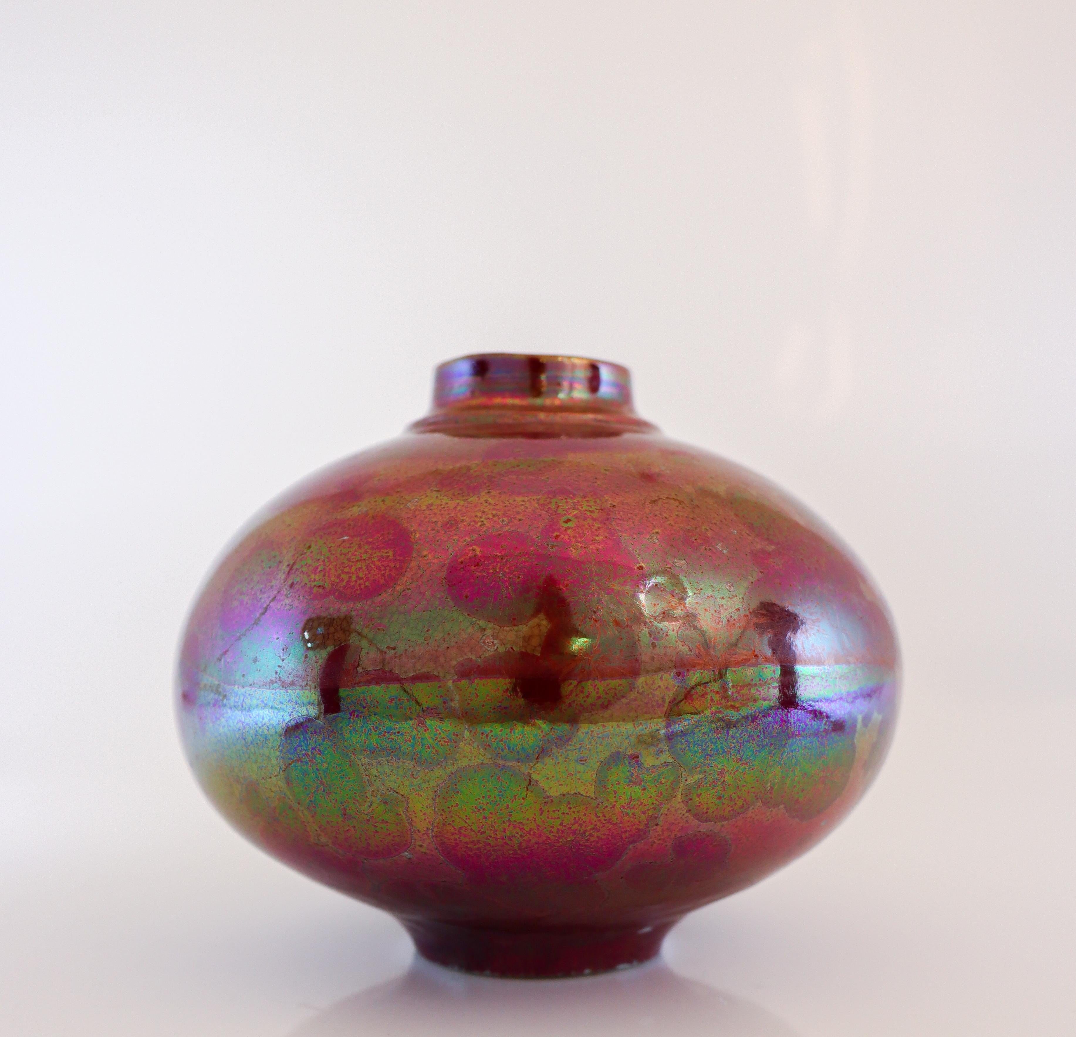 Swedish Isak Isaksson Ceramic Vase -Glossy Pink Crystalline Glaze Contemporary Artist For Sale