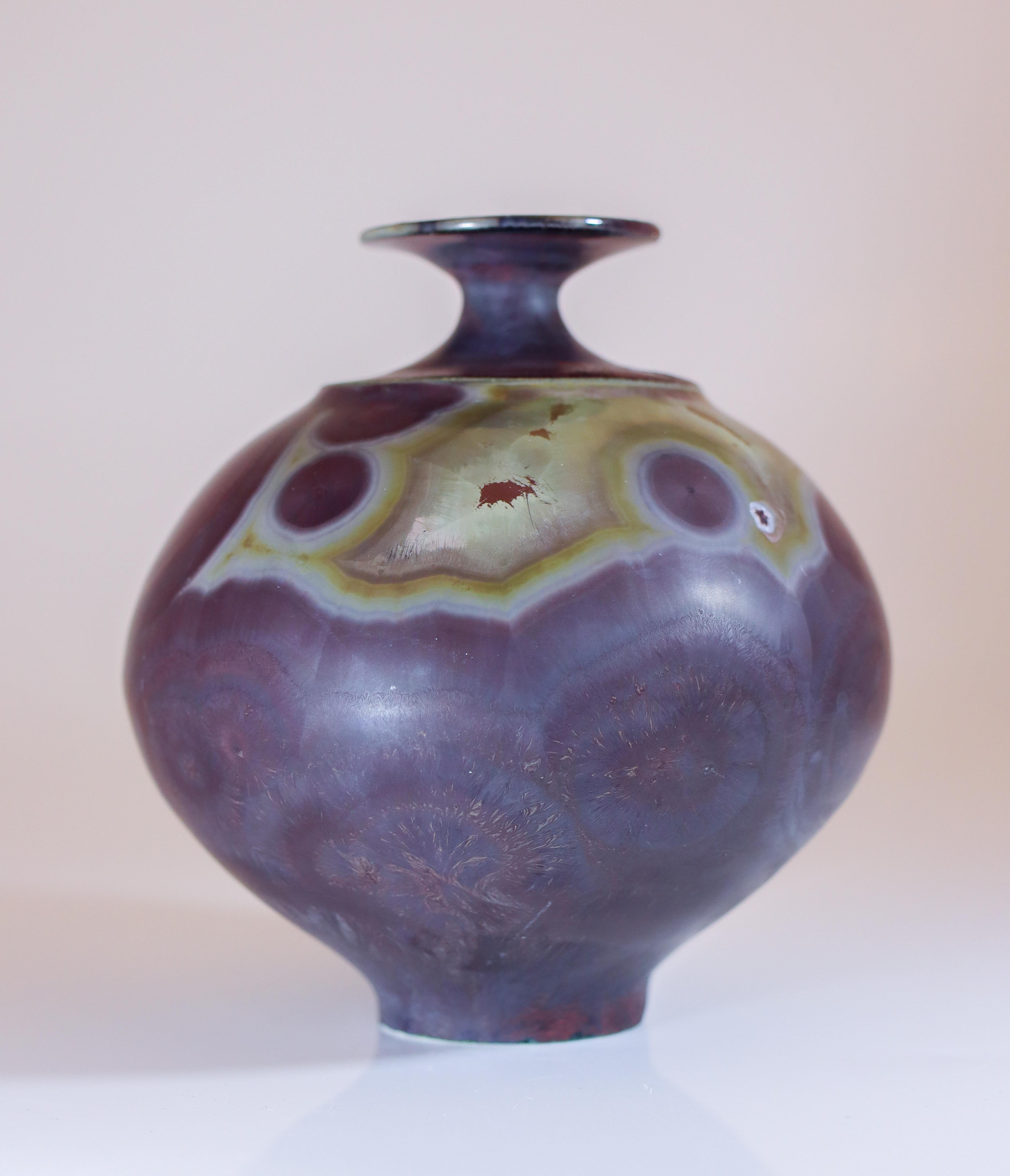 Isak Isaksson Ceramic Vase - Purple Matte Crystalline Glaze Contemporary Artist In Excellent Condition For Sale In Stockholm, SE