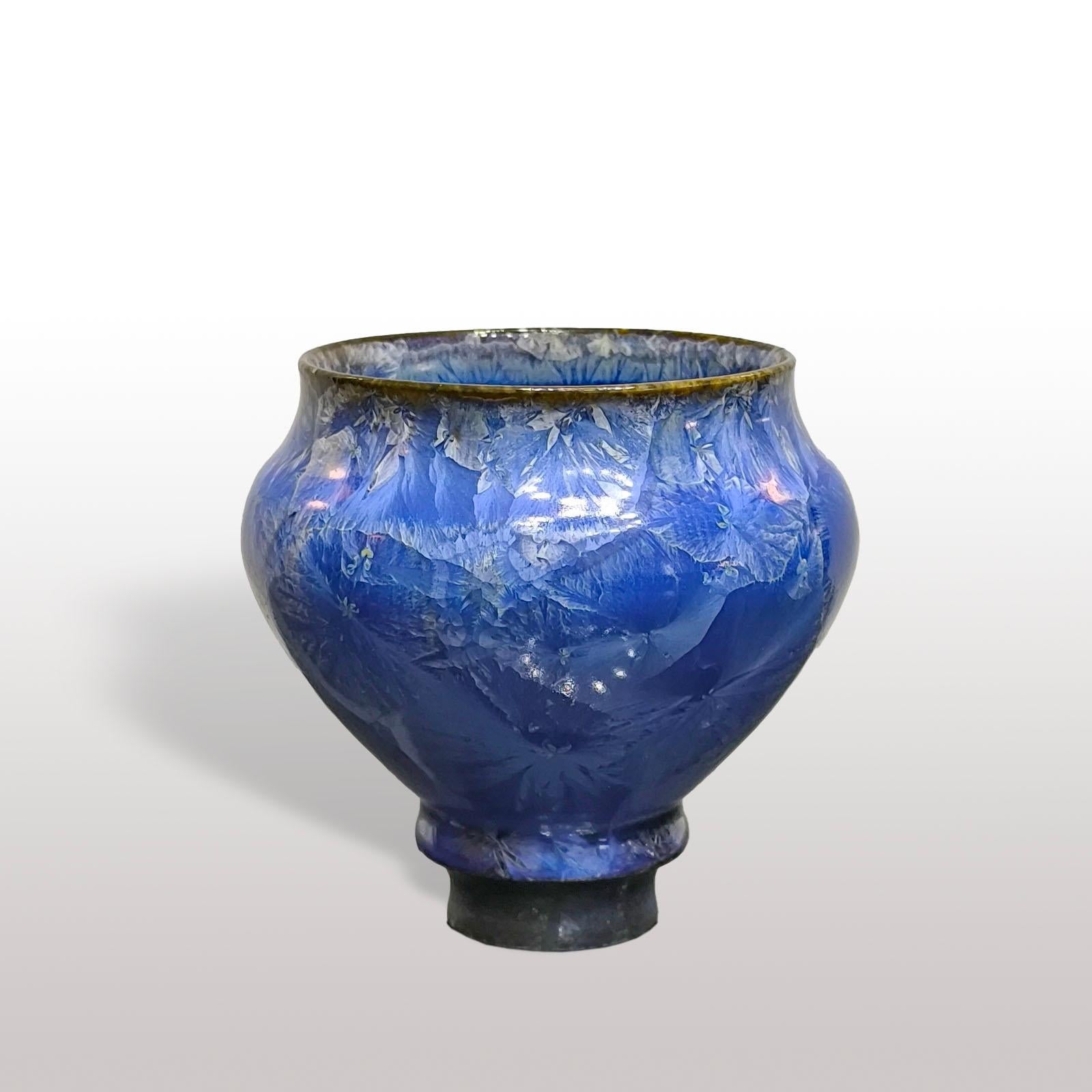Glazed Isak Isaksson Crystal Glaze Porcelain Ceramic Bowl on Foot, own Studio For Sale