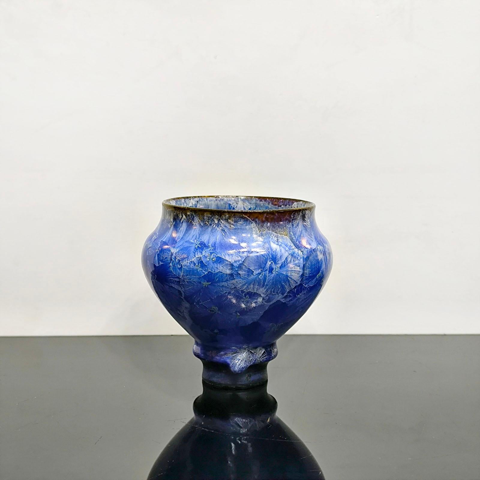 Isak Isaksson Crystal Glaze Porcelain Ceramic Bowl on Foot, own Studio In Excellent Condition For Sale In Bochum, NRW