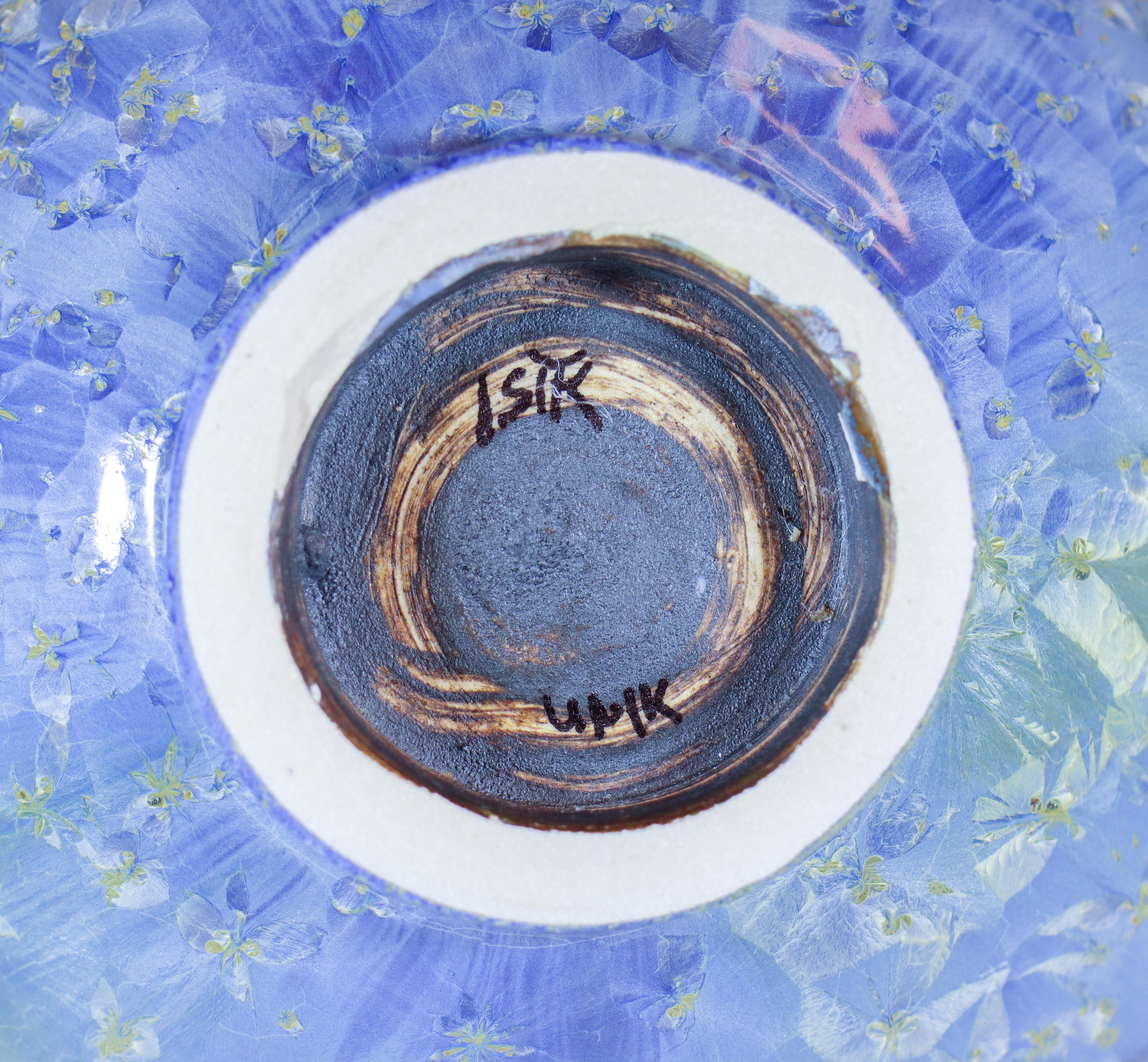 Artisak Isaksson Vase en céramique bleu colombe Crystalline Artiste contemporain en vente 1