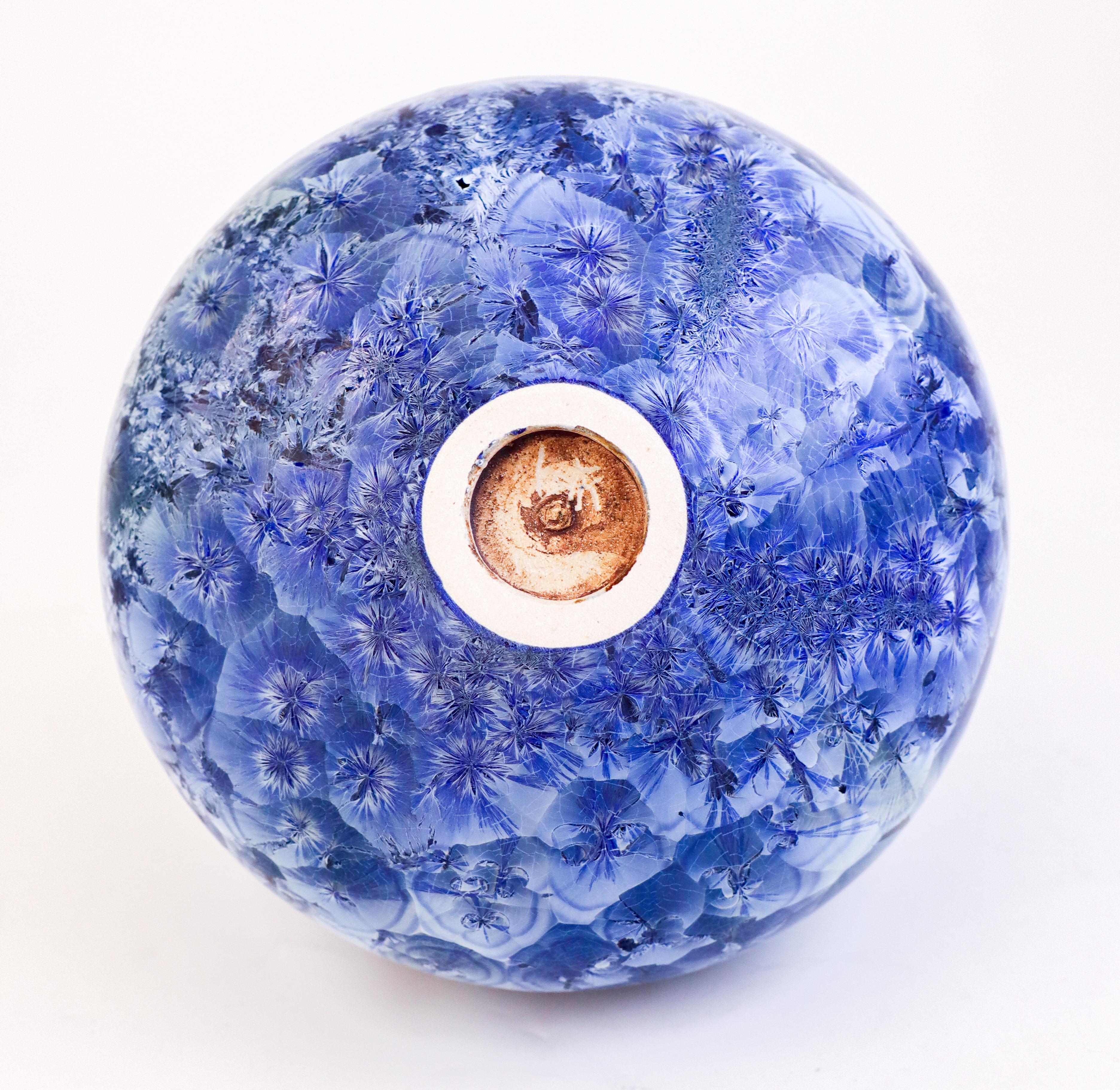 Isak Isaksson Large Blue Ceramic Vase, Crystalline Glaze Contemporary Artist For Sale 1