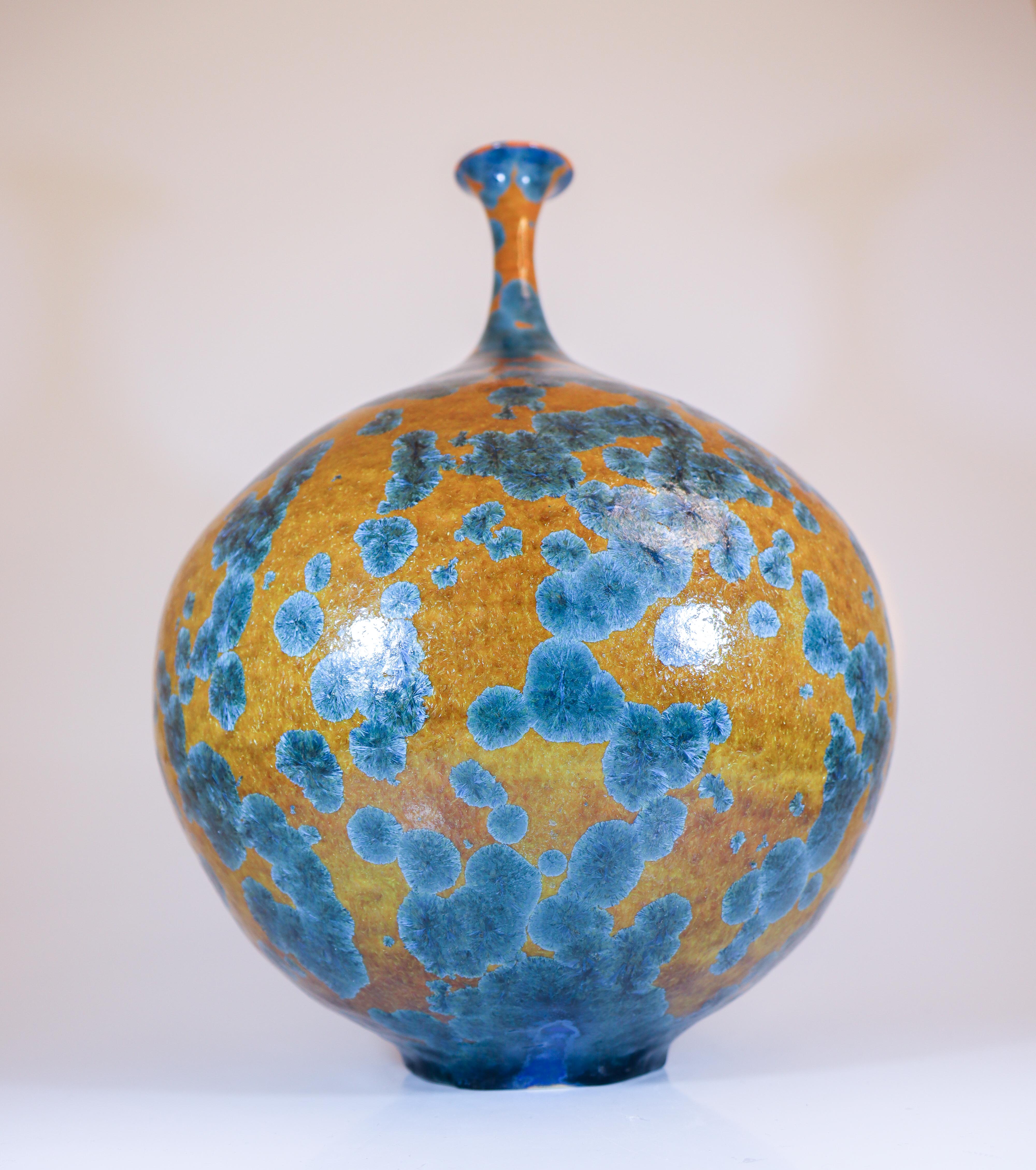 Isak Isaksson Vaso grande in ceramica marrone e blu Artista contemporaneo cristallino In condizioni ottime in vendita a Stockholm, SE