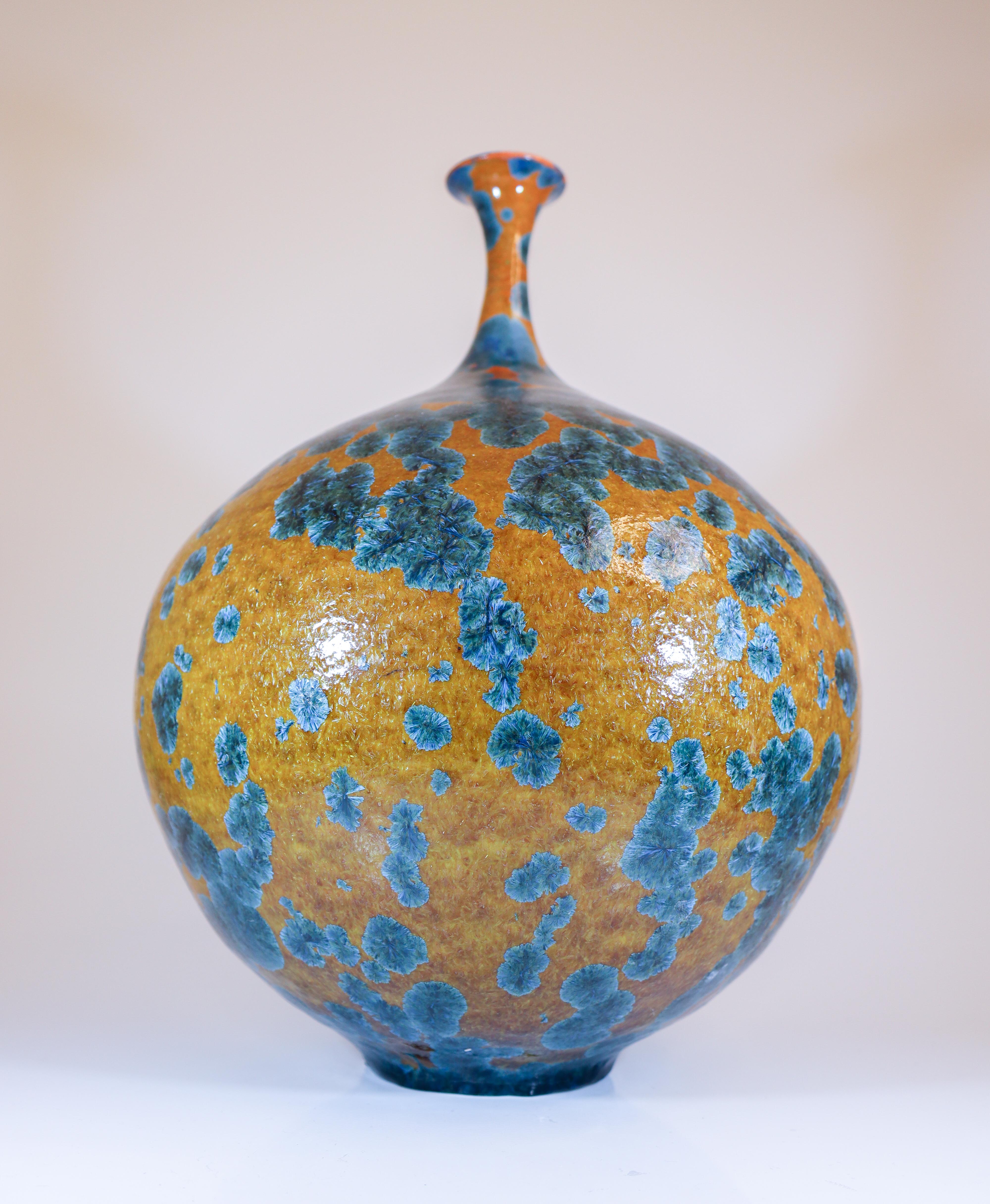 Isak Isaksson Vaso grande in ceramica marrone e blu Artista contemporaneo cristallino in vendita 1