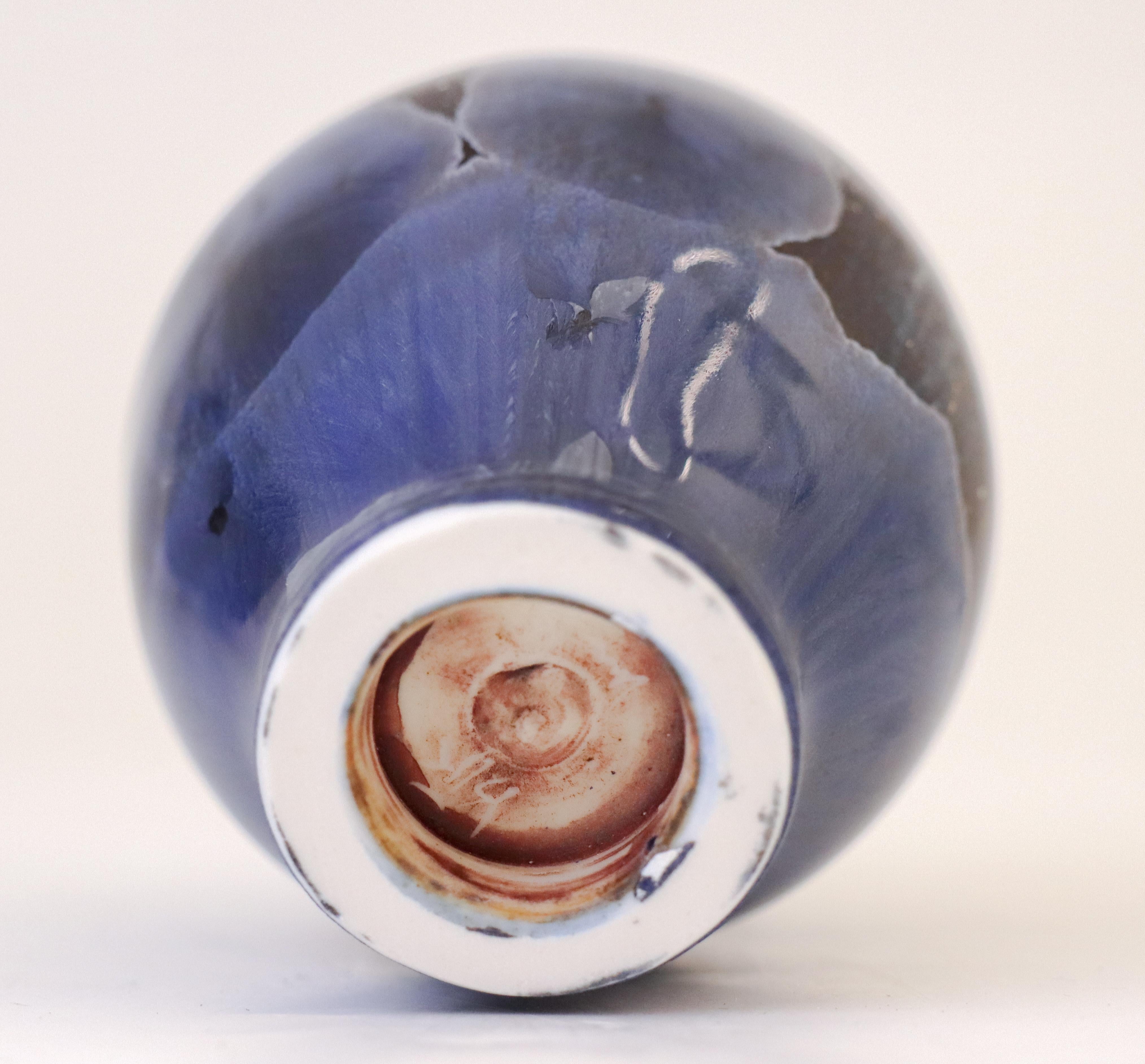 Isak Isaksson - Metallic Blue Ceramic Vase Crystalline Glaze Contemporary Artist In Excellent Condition In Stockholm, SE