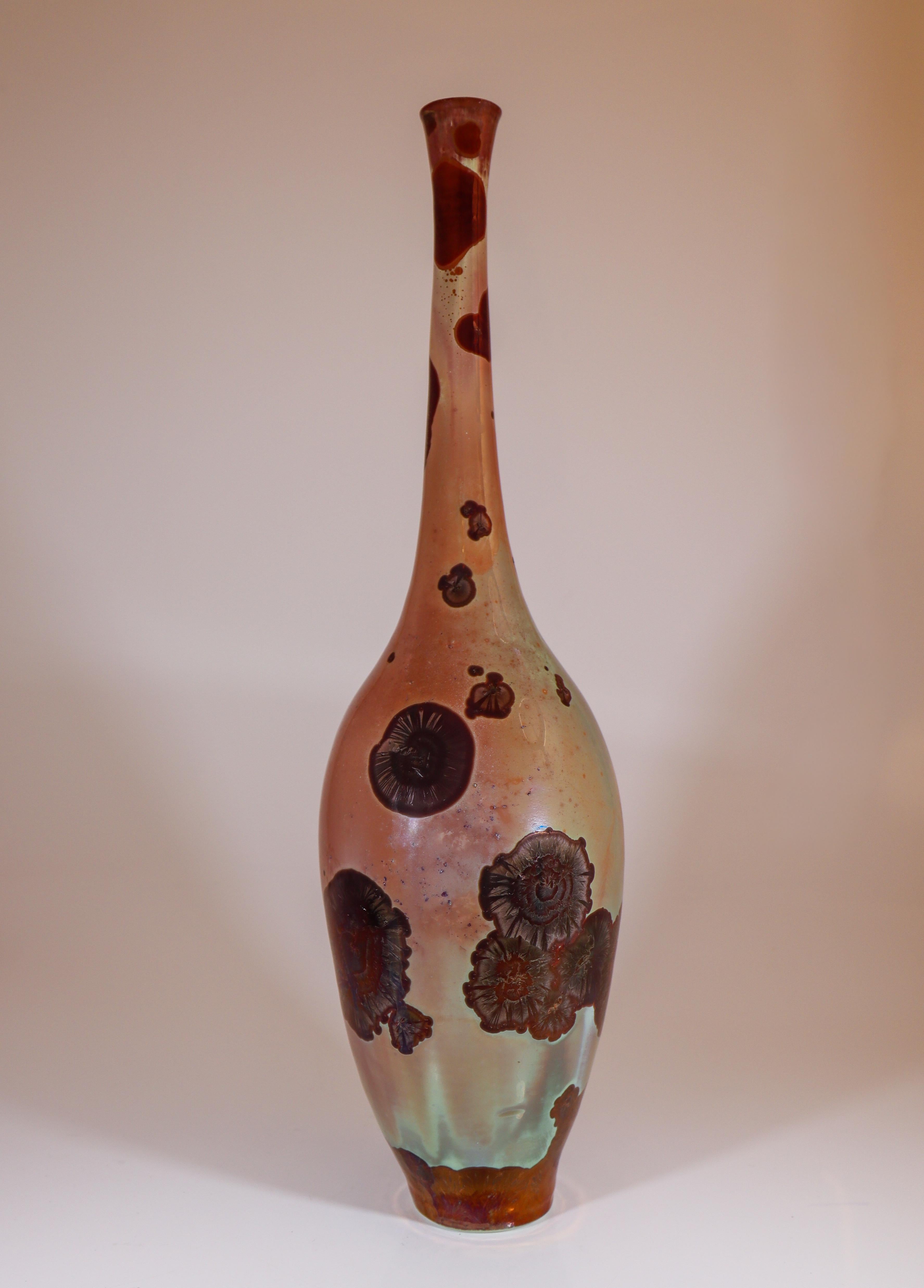 Isak Isaksson Vase en céramique rose brillant Glaçure cristalline Artiste contemporain en vente 1