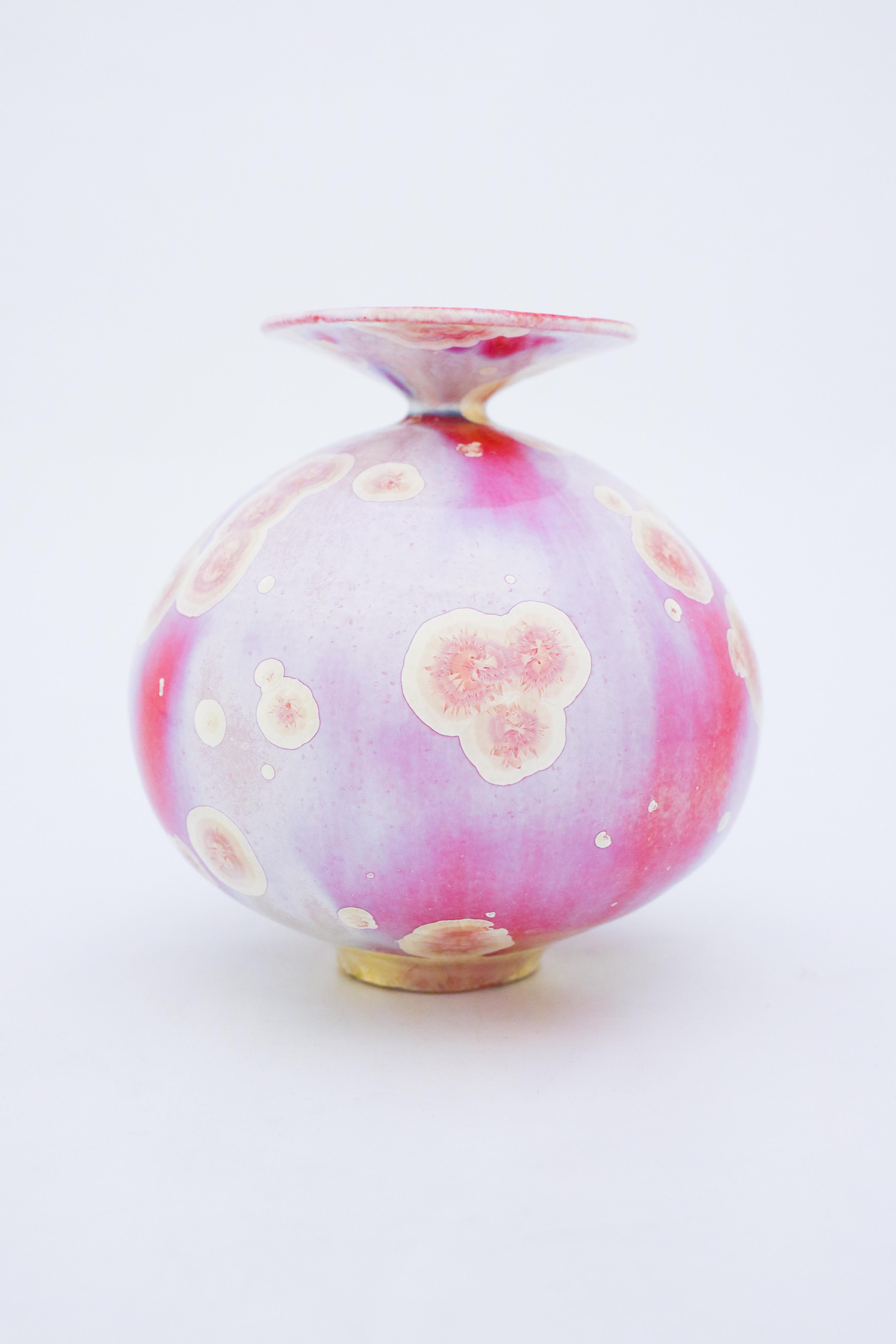 Swedish Isak Isaksson, Pink Vase with Crystalline Glaze, Contemporary Ceramic, Sweden.