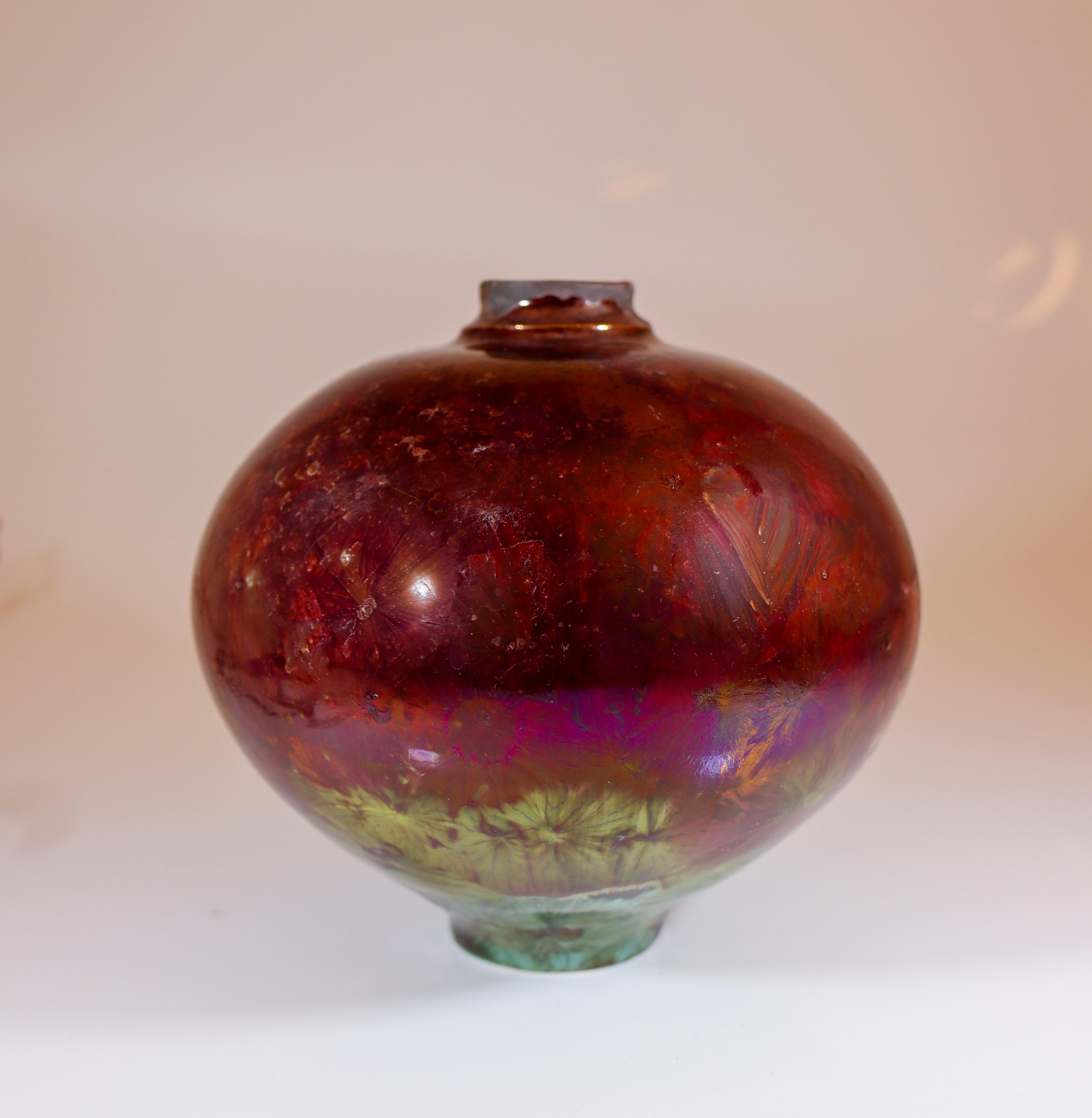 Ceramica Isak Isaksson Vaso in ceramica rossa lucida Smalto cristallino Artista contemporaneo in vendita