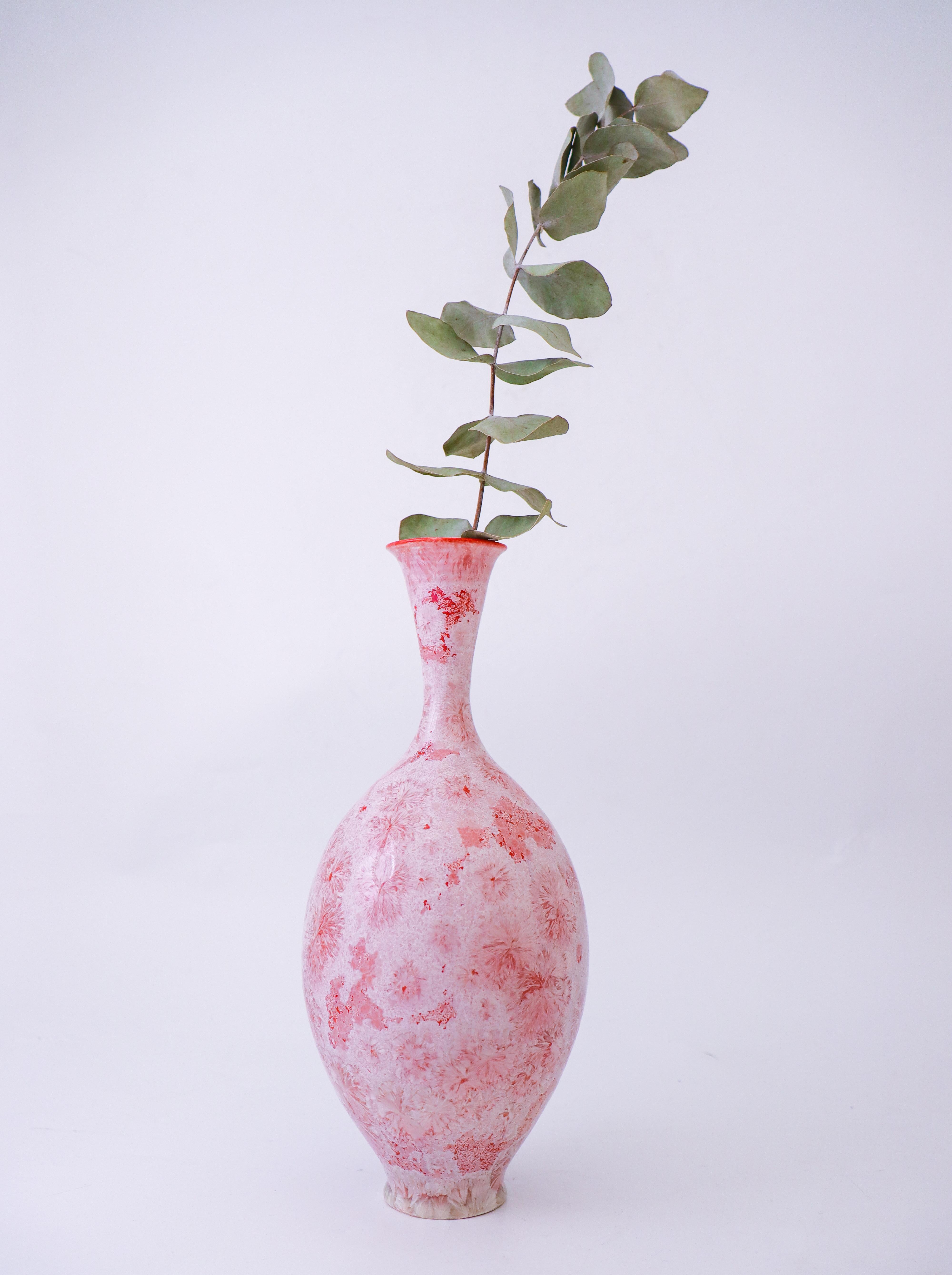 Swedish Isak Isaksson Red & White Ceramic Vase Crystalline Glaze Contemporary Christmas For Sale