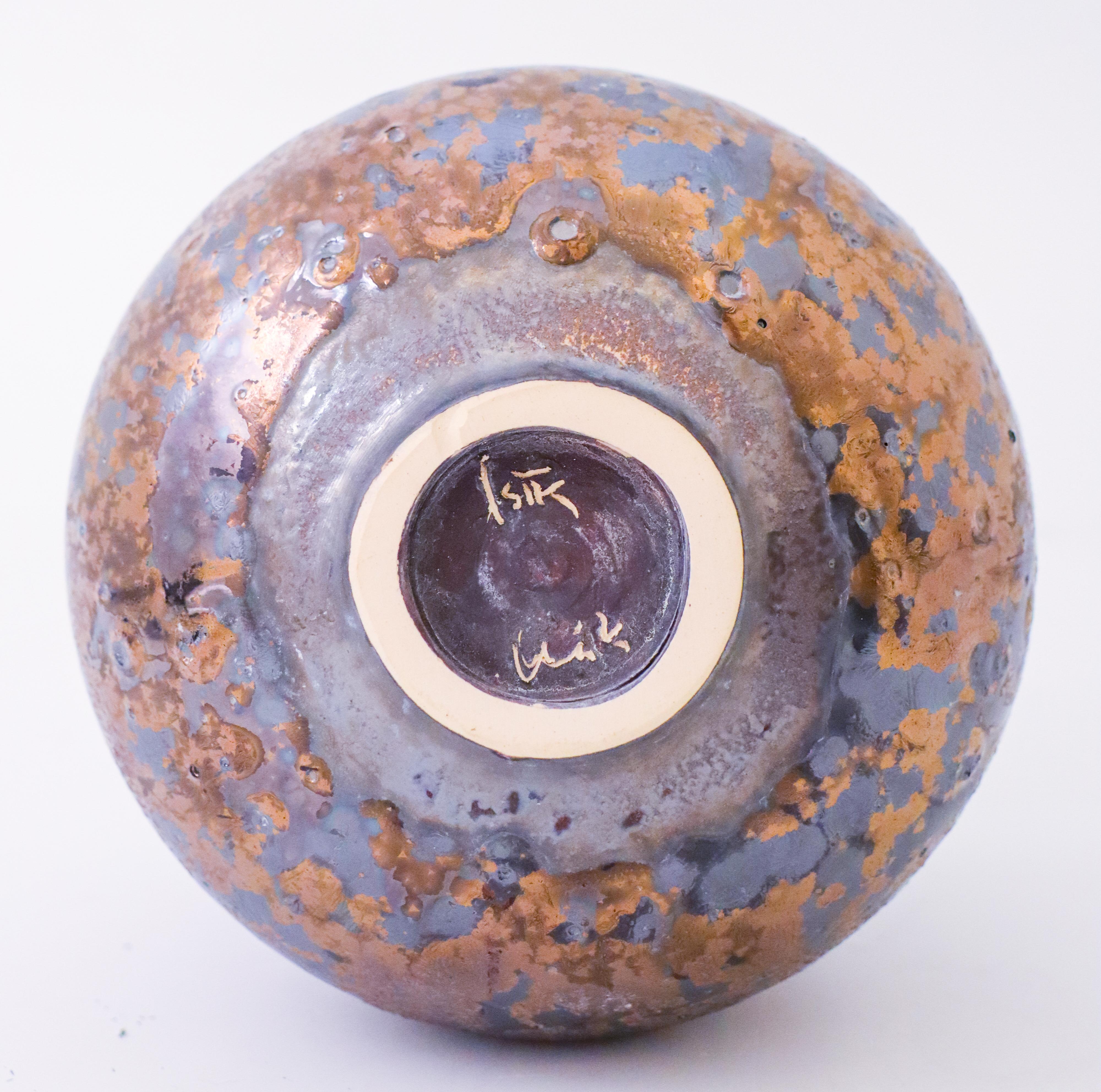 Isak Isaksson, glänzende braune / goldene Vase, zeitgenössischer schwedischer Keramiker im Angebot 4