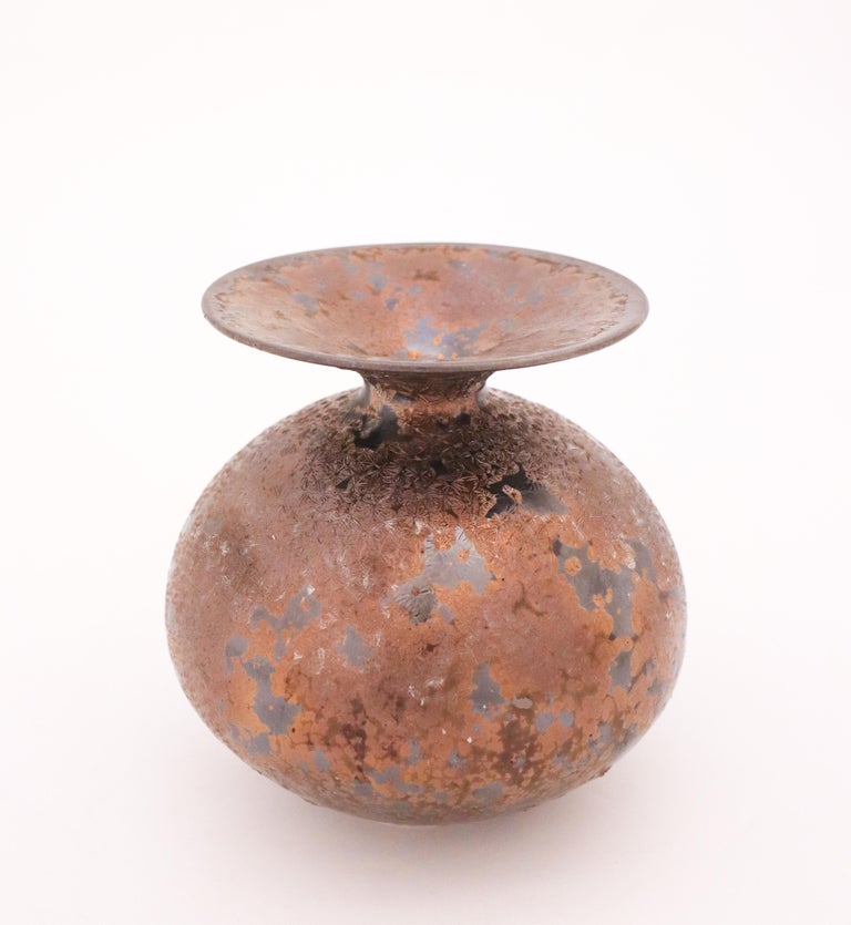Isak Isaksson, Shiny Brown / Golden Vase, Contemporary Swedish Ceramicist For Sale 1