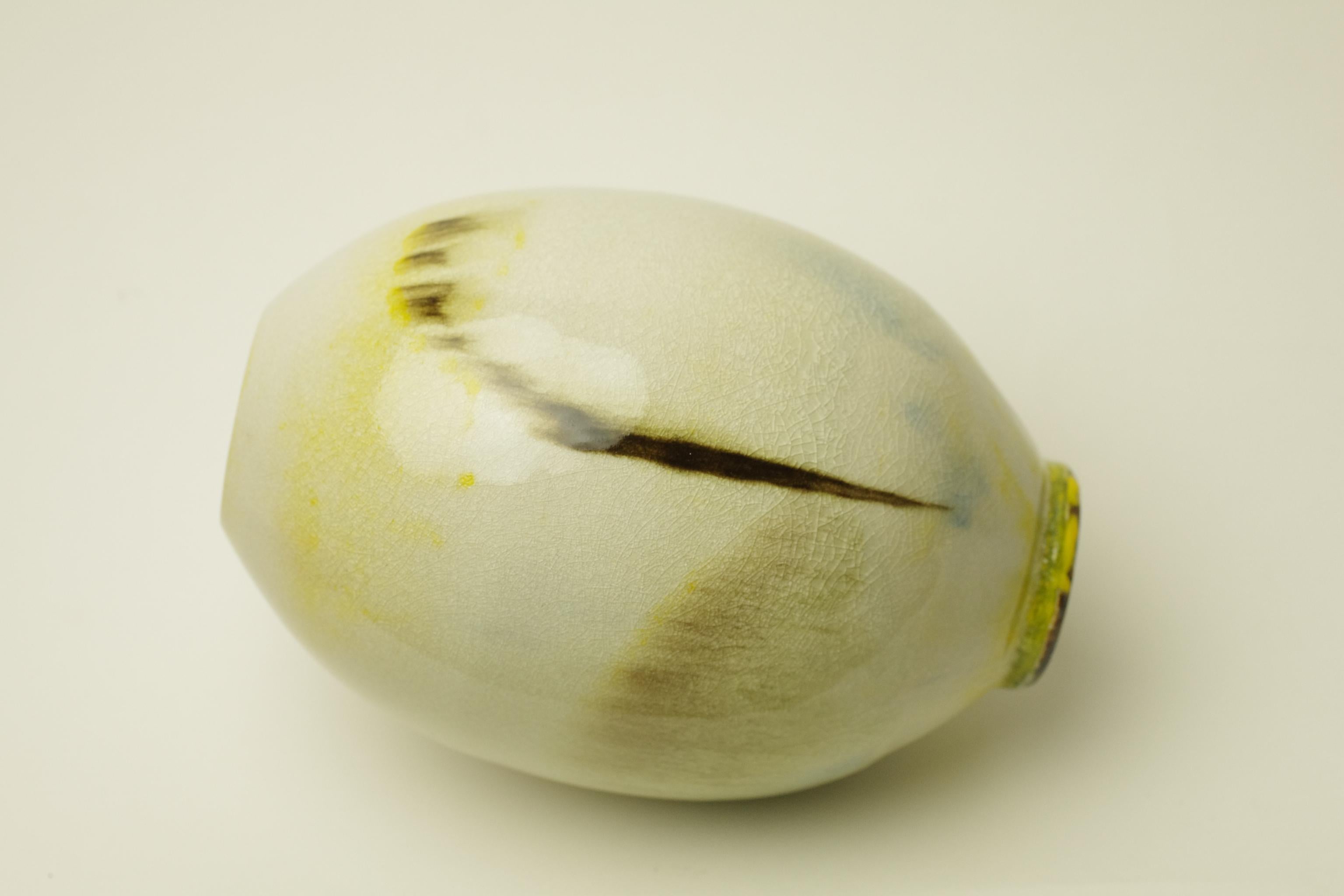 Isak Isaksson - White / Yellow Vase For Sale 5