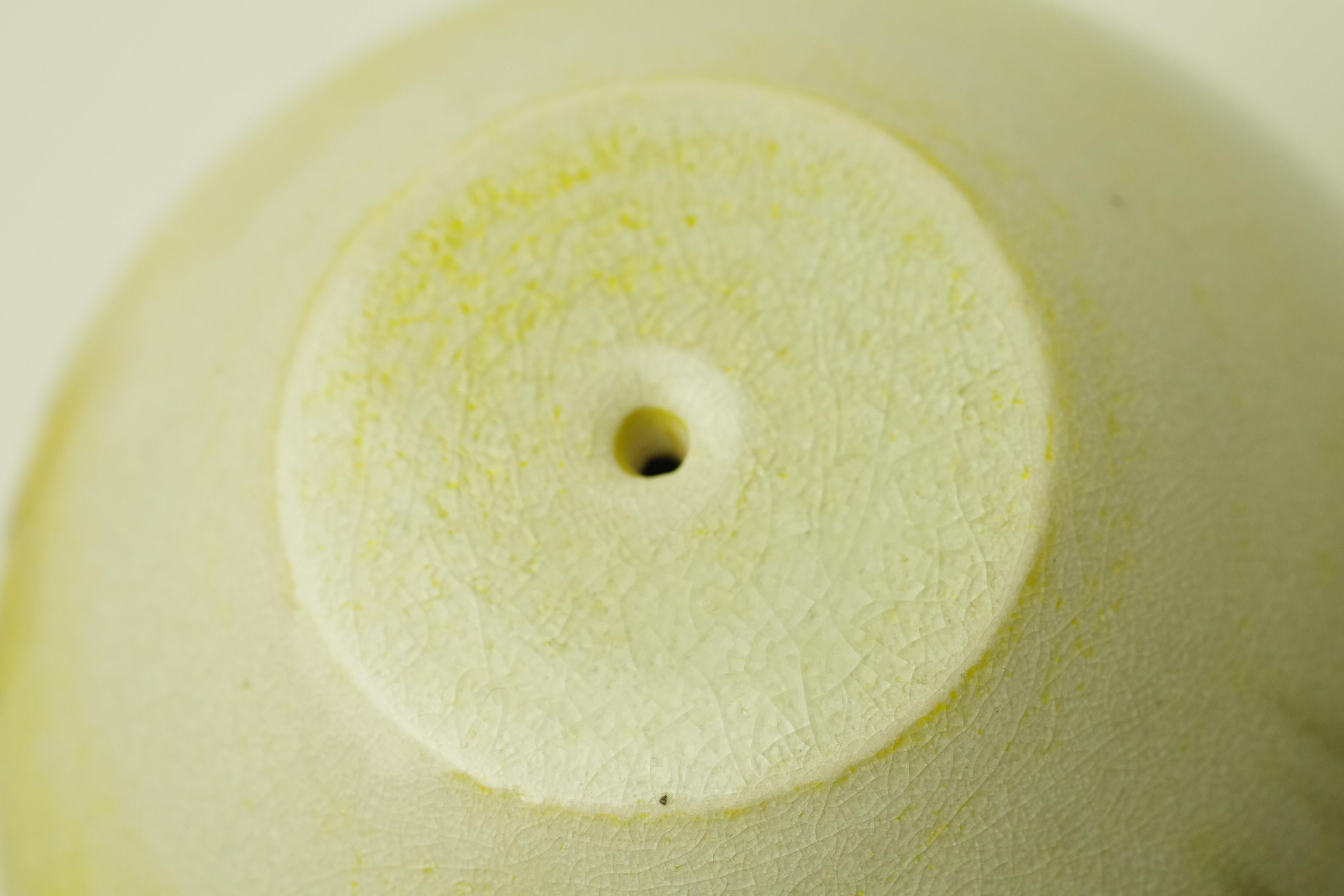 Stoneware Isak Isaksson - White / Yellow Vase For Sale