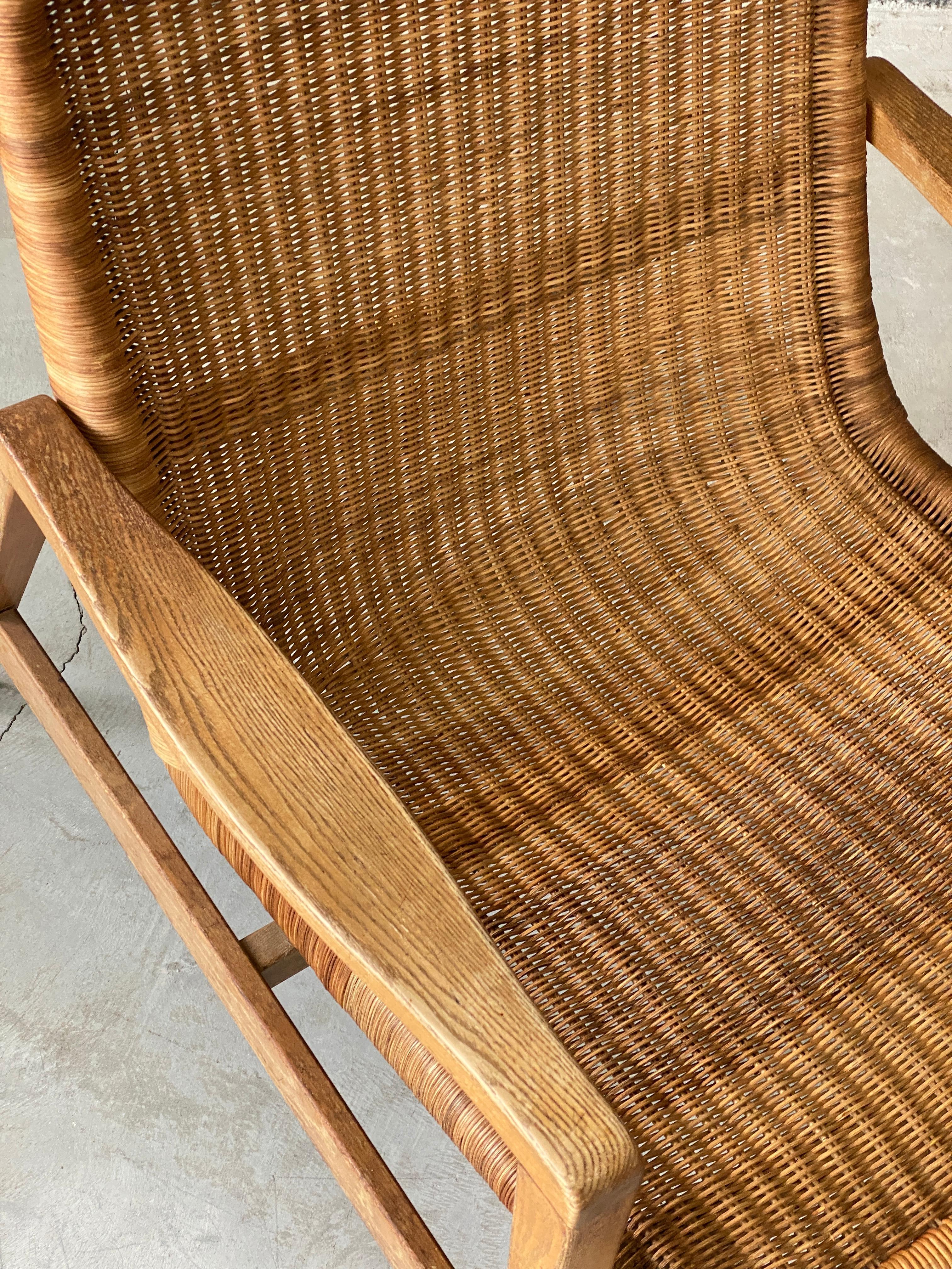 Isamu Kenmochi 'Attribution', Lounge Chairs, Wood, Rattan, Yamakawa Rattan 1960s In Good Condition In High Point, NC