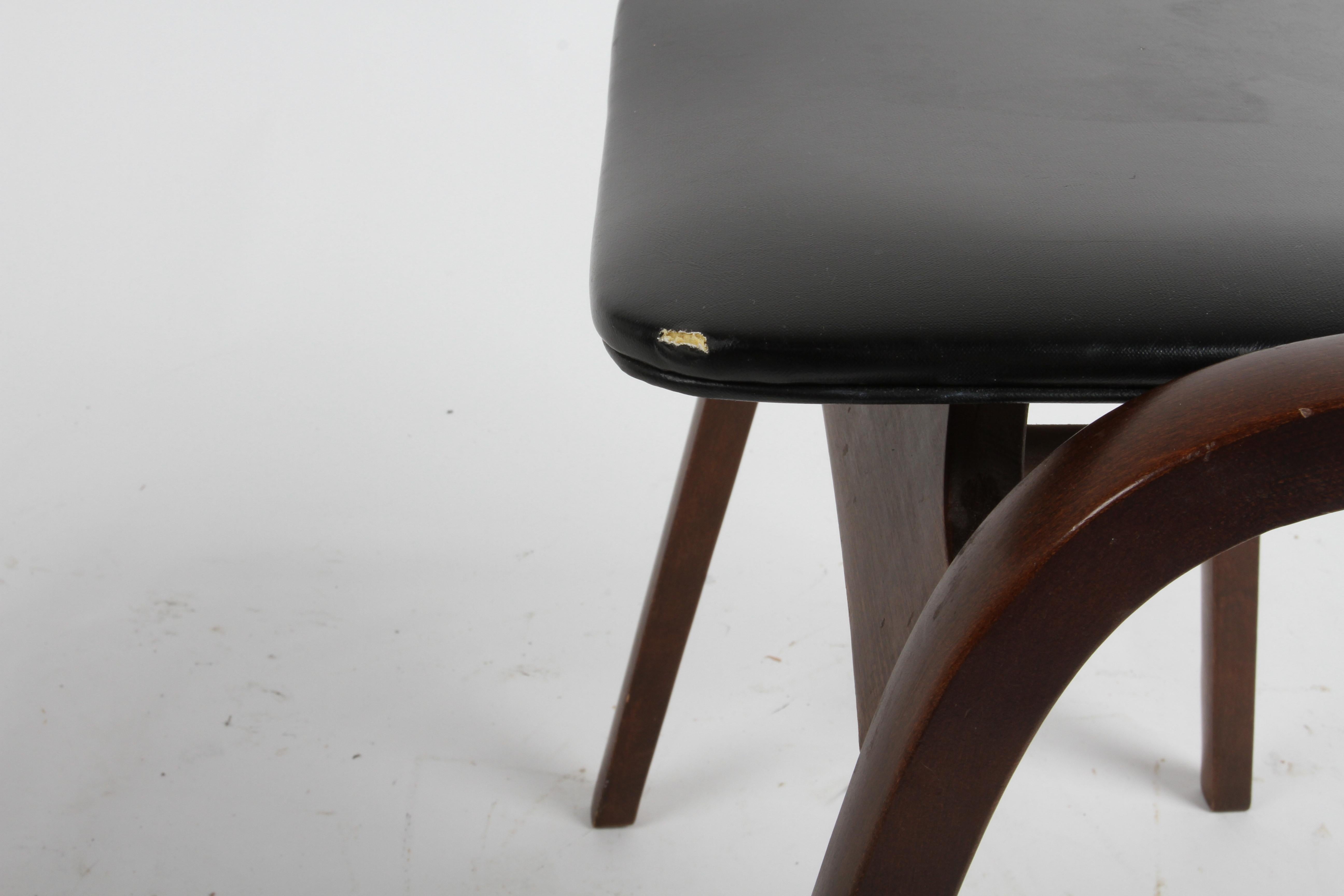 Isamu Kenmochi para Akita Mokko Japón Taburete apilable moderno de mediados de siglo en venta 3