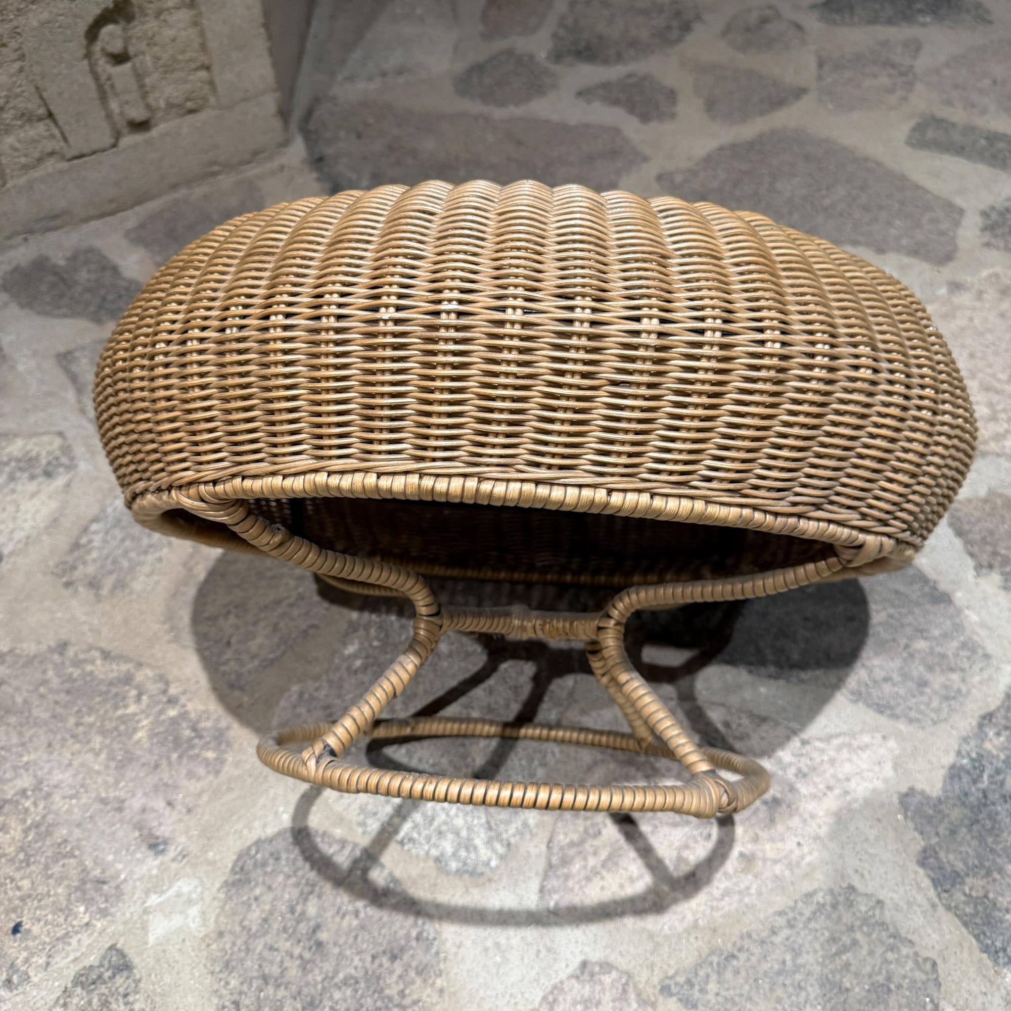 Isamu Kenmochi for Yamakawa Rattan Pair Ottomans Mid Century Japan For Sale 7