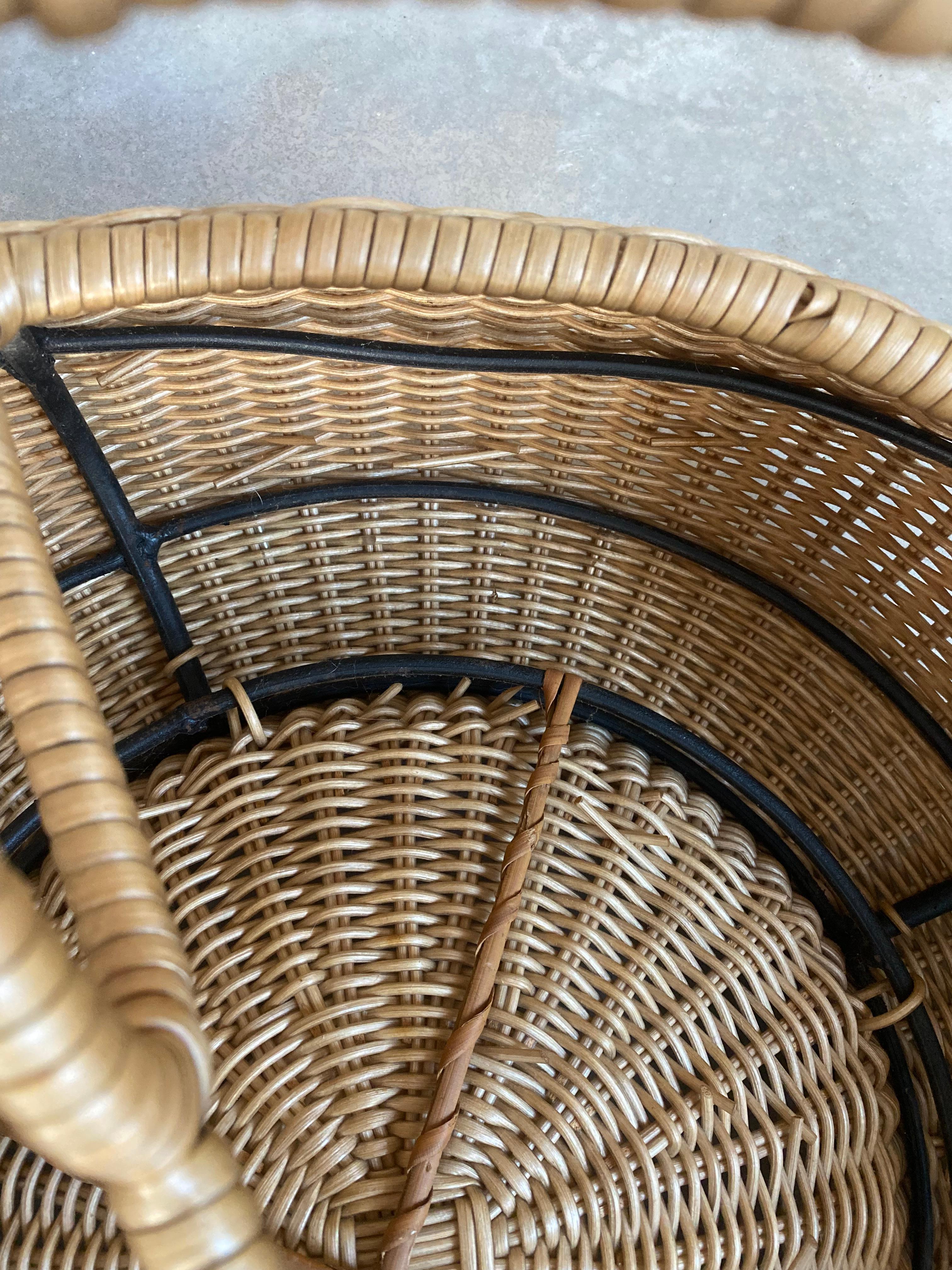 Isamu Kenmochi for Yamakawa Rattan Stools, A Pair For Sale 5