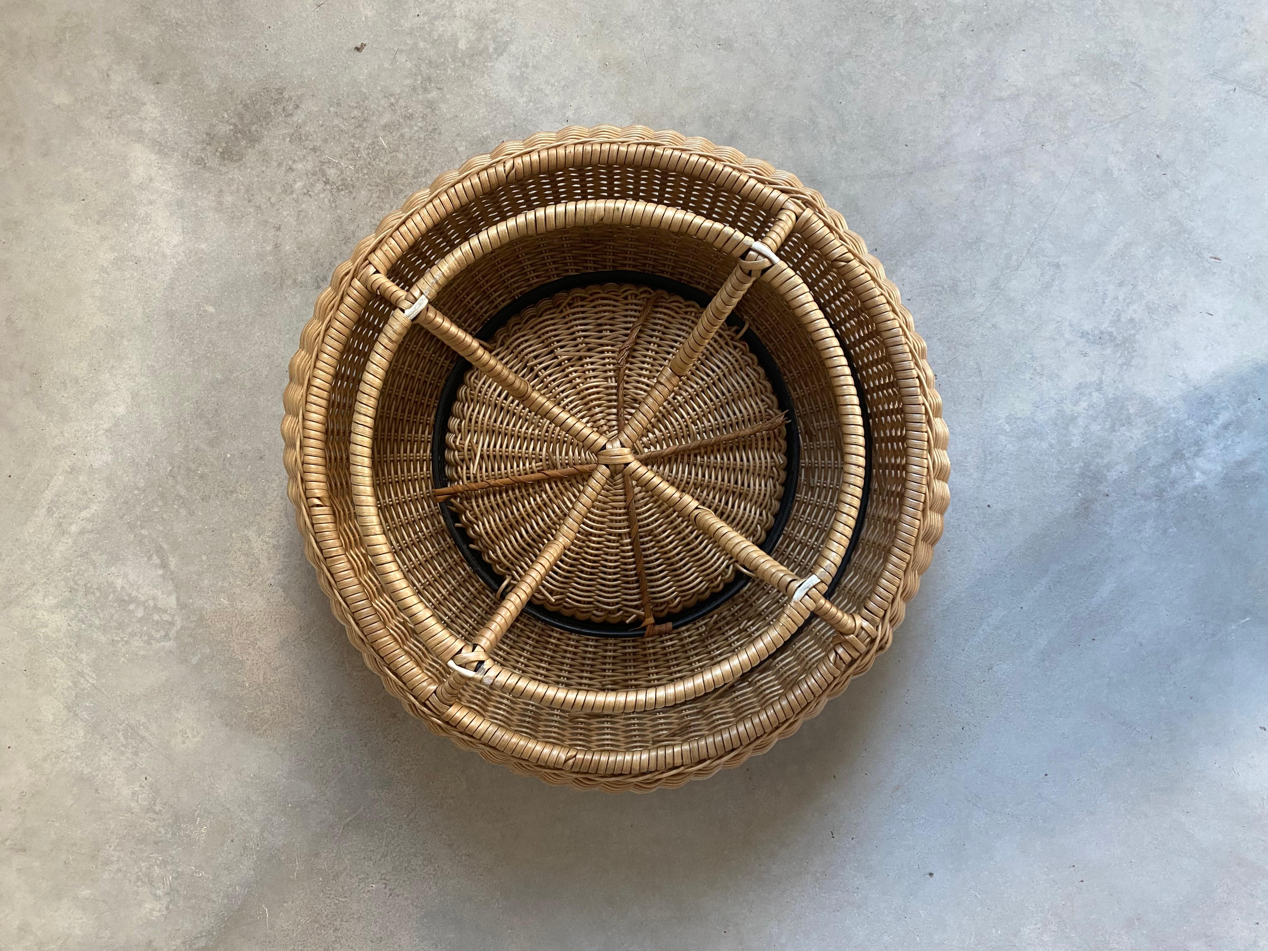 Isamu Kenmochi for Yamakawa Rattan Stools, A Pair For Sale 8