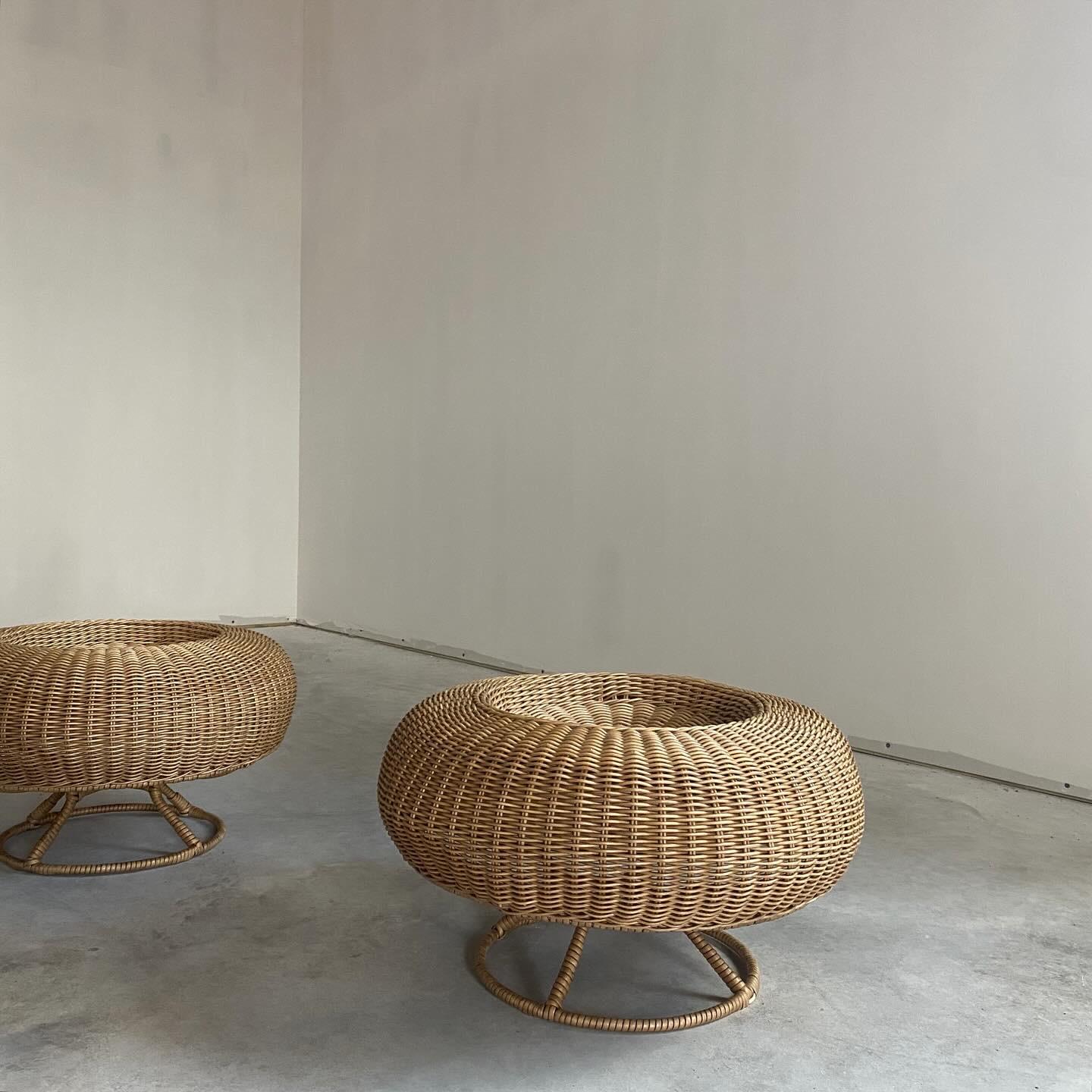 Isamu Kenmochi for Yamakawa Rattan Stools, A Pair In Good Condition For Sale In Round Top, TX