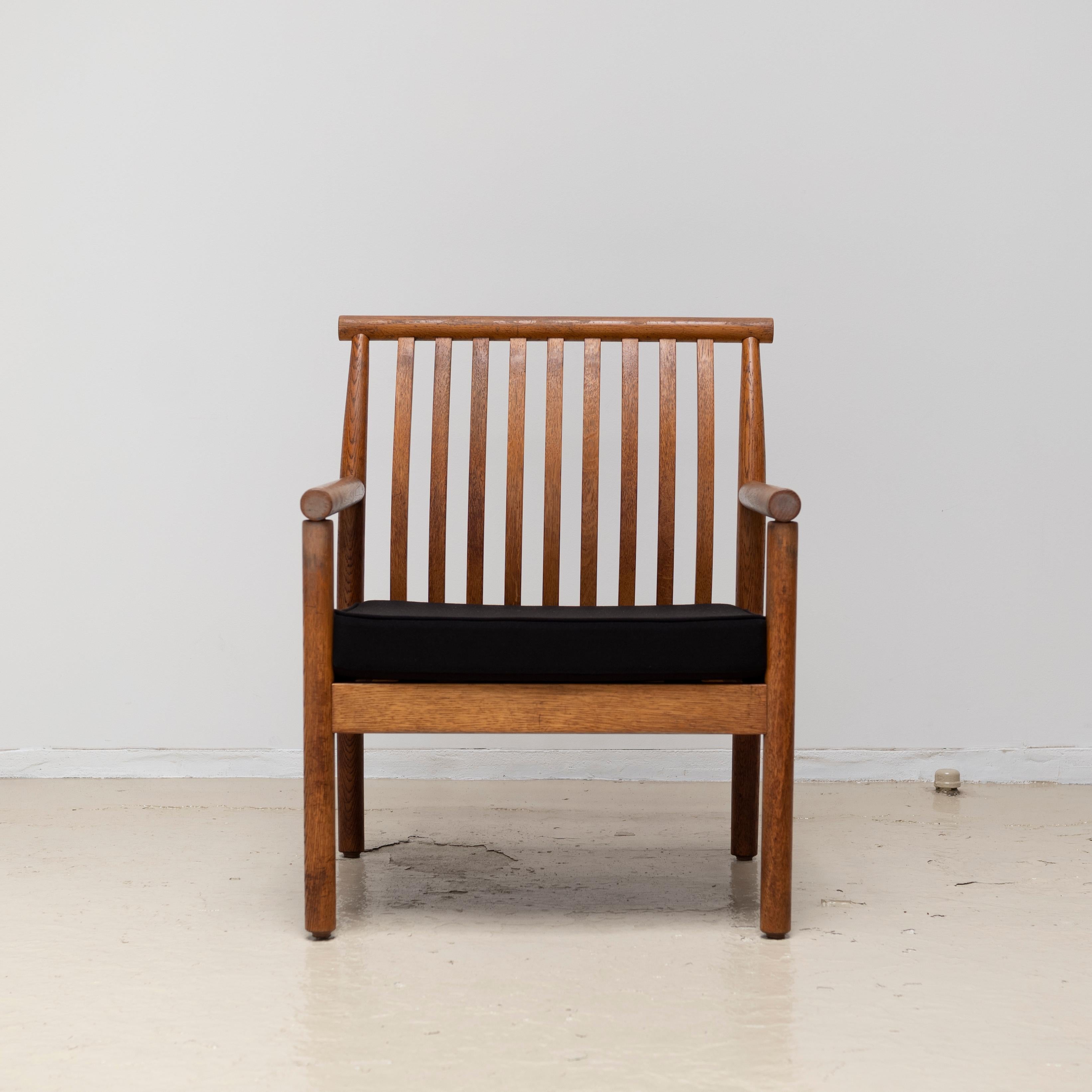 Isamu Kenmochi Lounge Chair for Akita Mokko, 1960s In Good Condition In Edogawa-ku Tokyo, JP