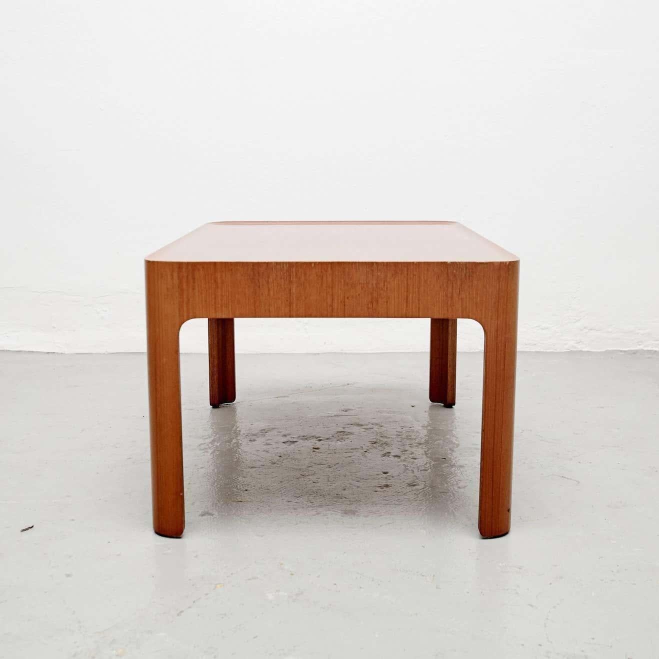 Japanese Isamu Kenmochi Mid-Century Modern Wood Coffee Table, Tendo, 1967 For Sale