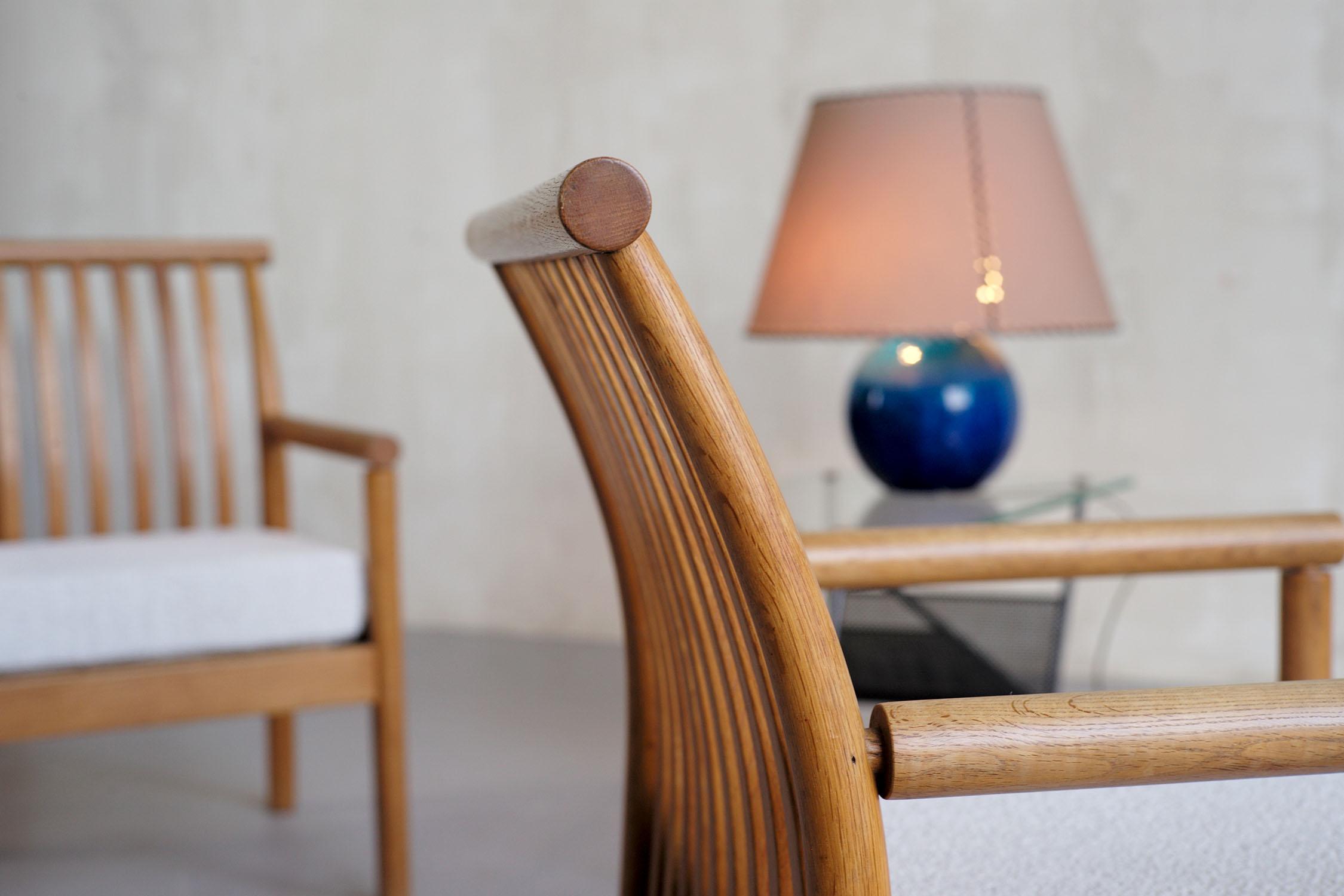 Isamu Kenmochi, Coppia di poltrone curve in Oak, Giappone, 1960 in vendita 4