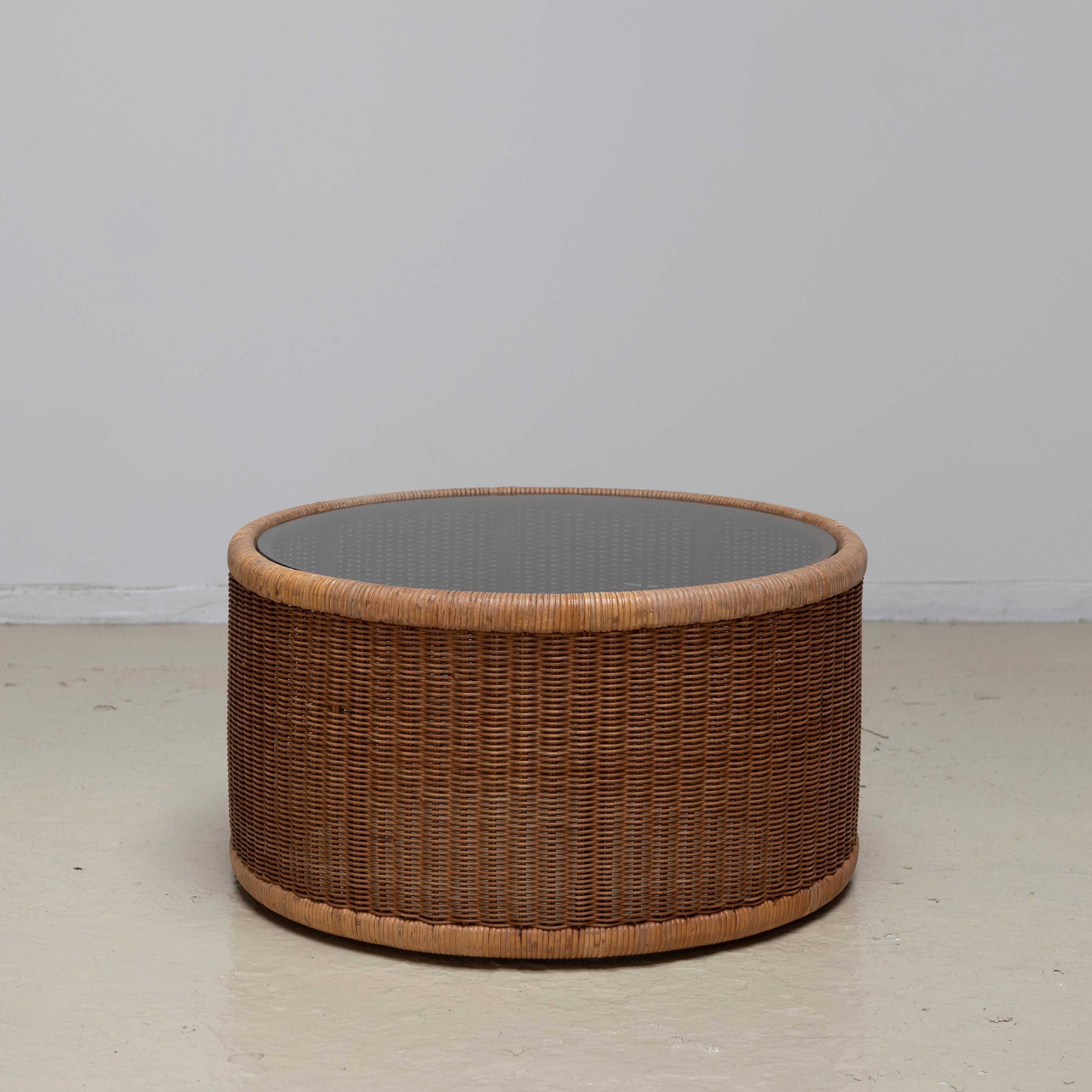 Isamu Kenmochi Rattan Lounge Chairs and Coffee Table, 1960s 6