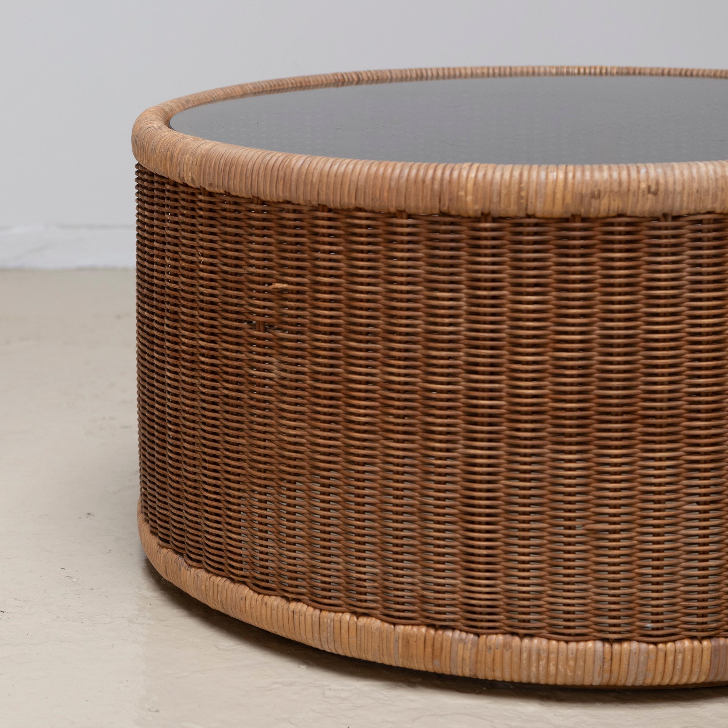 Isamu Kenmochi Rattan Lounge Chairs and Coffee Table, 1960s 7