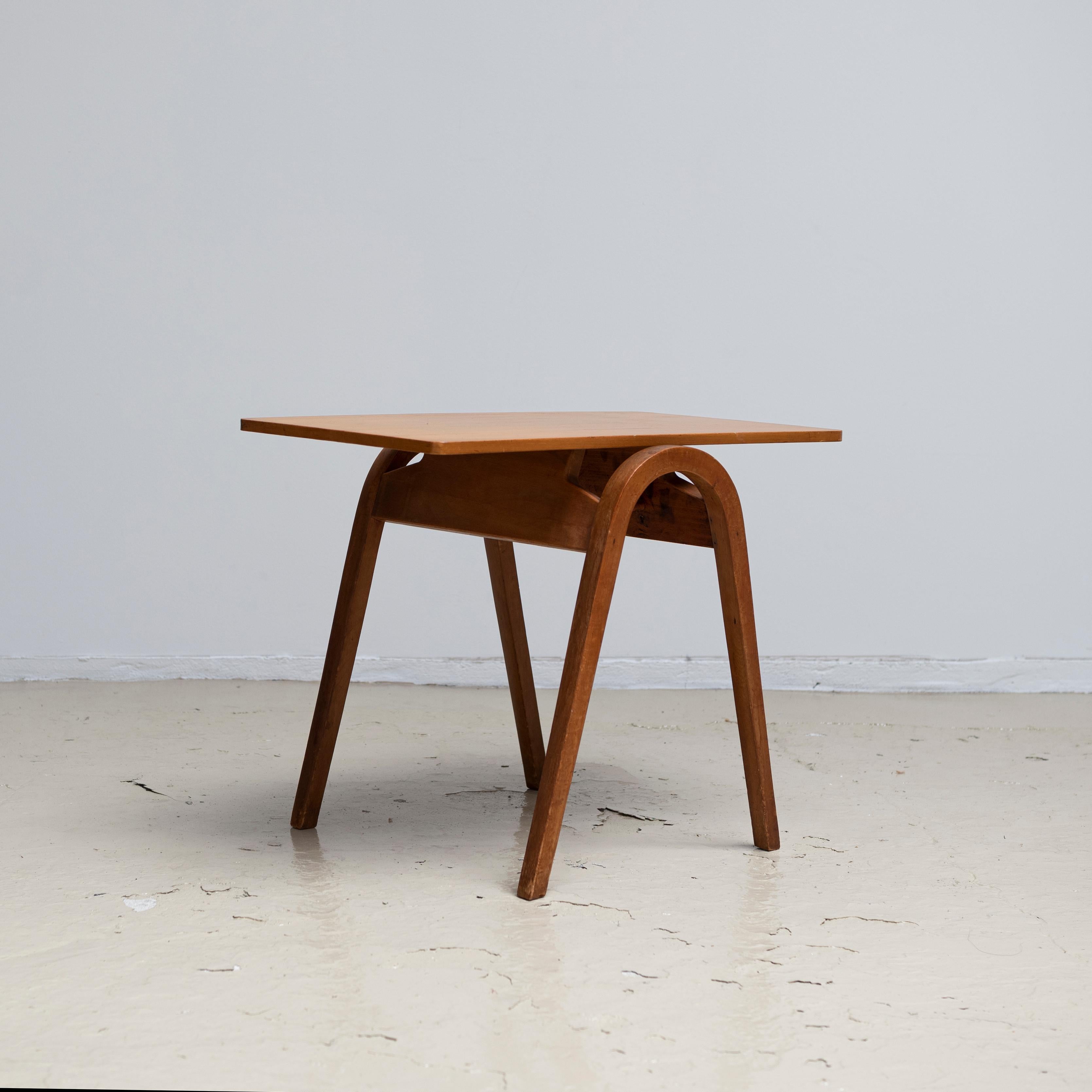 T-202 side table. Circa 1970s. Manufactured by Akita Mokko.
T-202 side table was made by Kenmochi Design Associate, that was established by Isamu Kenmochi in 1955, redesigning Kenmochi's iconic No.202 stool.
The shape of legs of T-202 side table