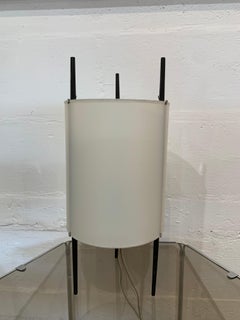 Isamu Noguchi "9" Noguchi Lamp