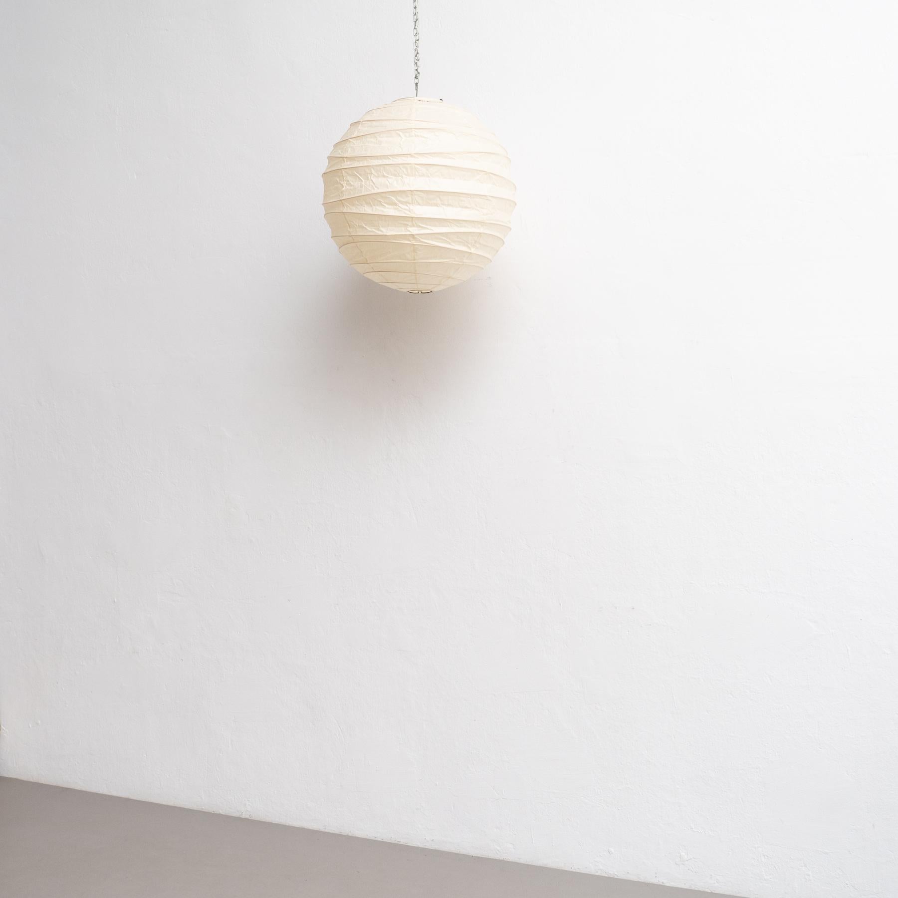 Isamu Noguchi Akari 45D Pendant Lamp: Timeless Japanese Elegance For Sale 3