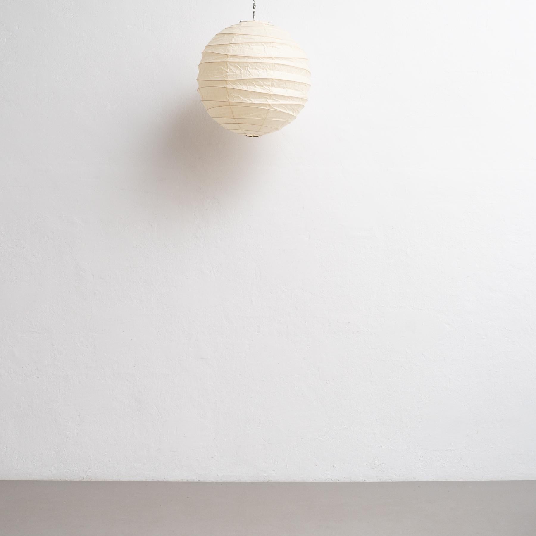 Isamu Noguchi Akari 45D Pendant Lamp: Timeless Japanese Elegance For Sale 4