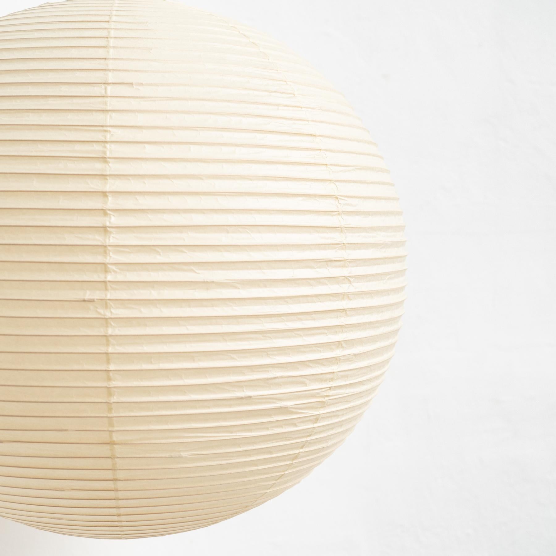 Isamu Noguchi Akari 55A Pendant Lamp: Timeless Japanese Elegance For Sale 3