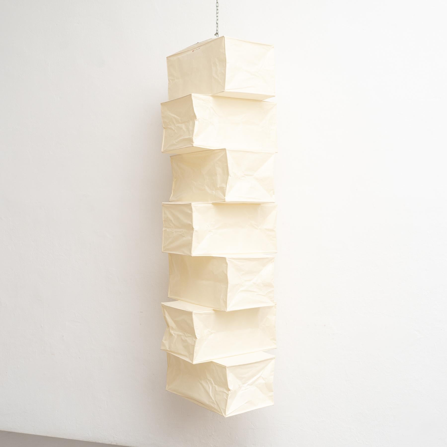 Japanese Isamu Noguchi Akari Ceiling Lamp 30P: Timeless Elegance in Illumination For Sale