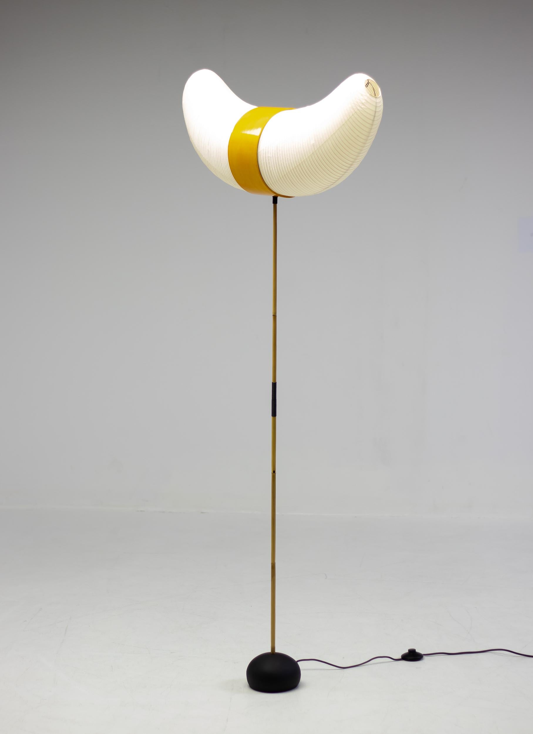 20th Century Isamu Noguchi Akari Floor Lamp BB3-33S For Sale